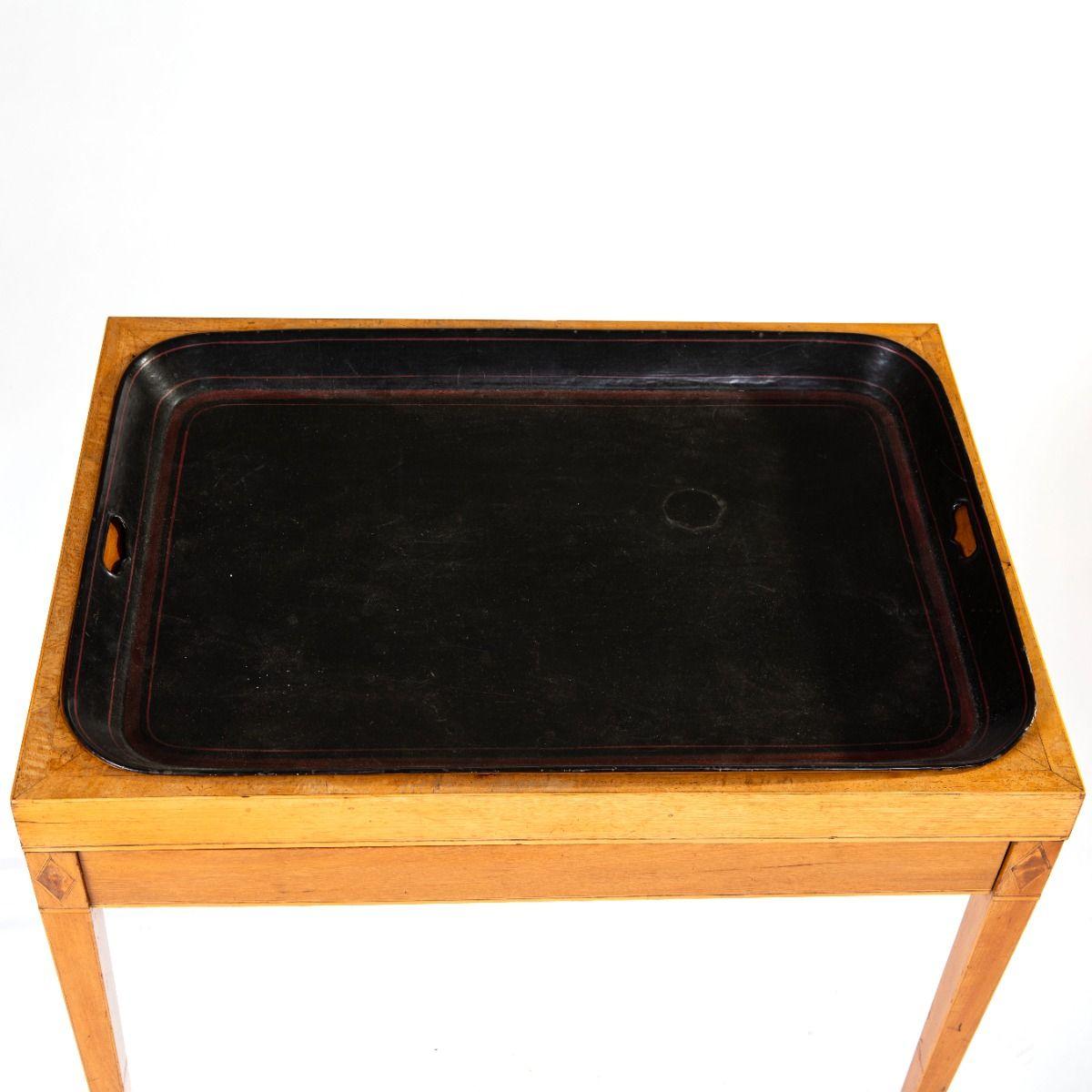 Mesa bandeja imperio sueca con portavelas en venta 3