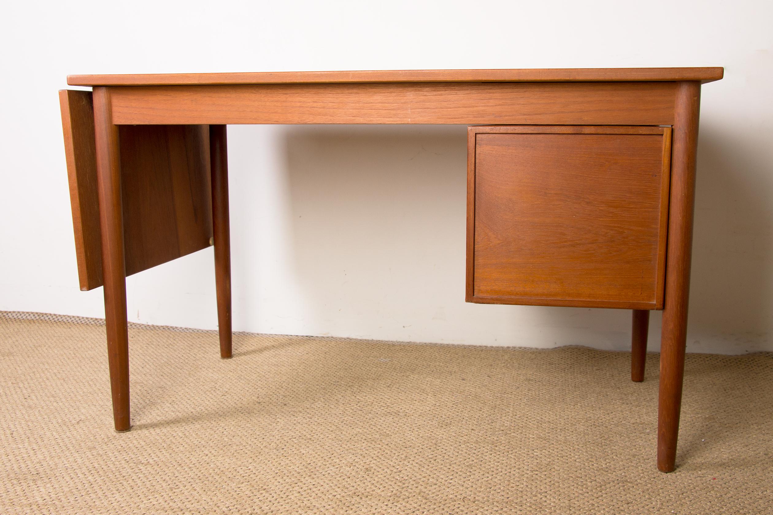 Swedish extendable teak desk, sliding unit and folding extension 1960. For Sale 11
