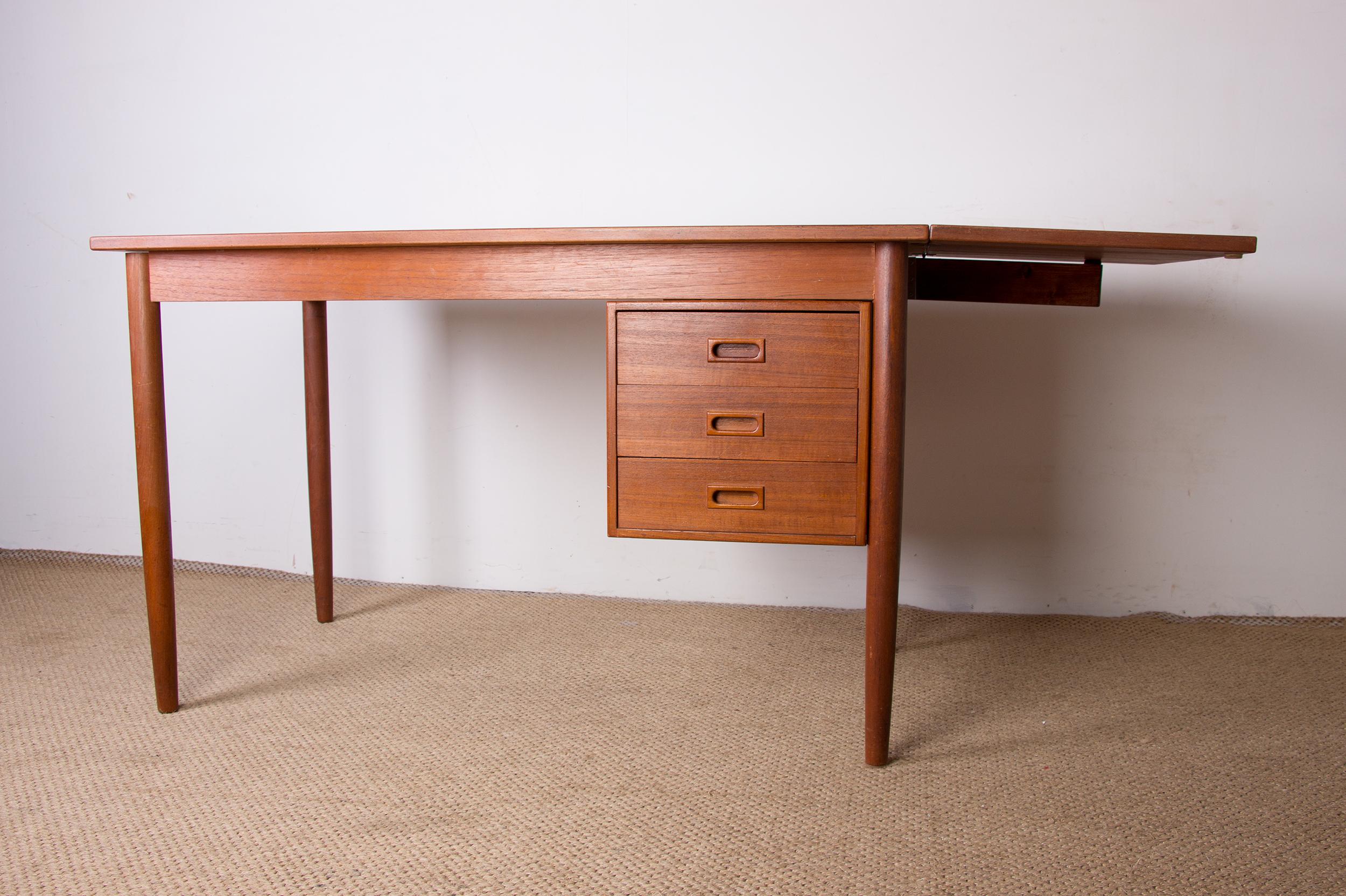 Swedish extendable teak desk, sliding unit and folding extension 1960. For Sale 3