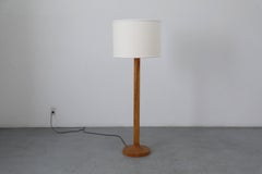 Lampadaire en pin massif avec base tulipe et abat-jour tambour en lin neuf