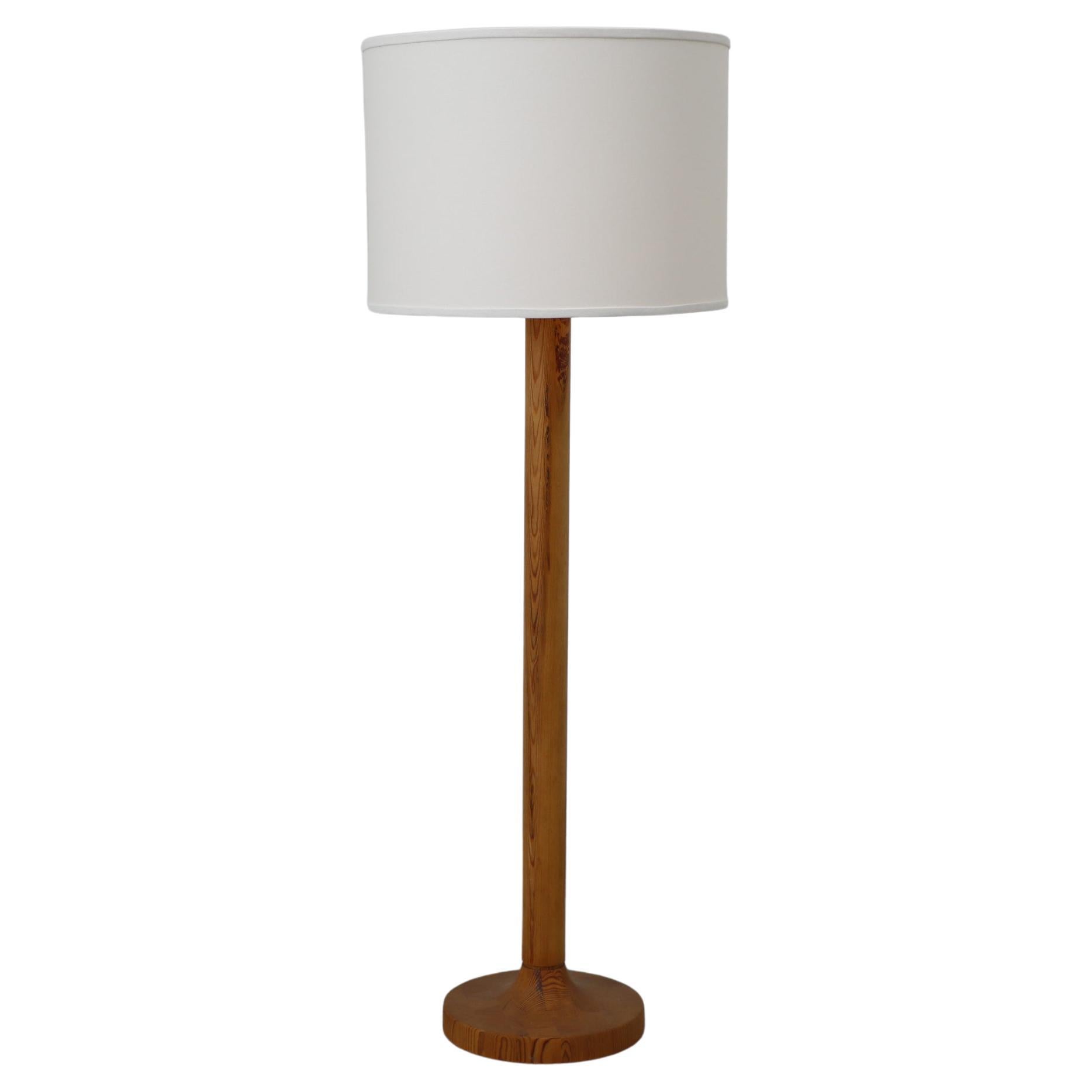 Fat Pine Floor Lamp with Tulip Base and New Linen Drum Shade For Sale