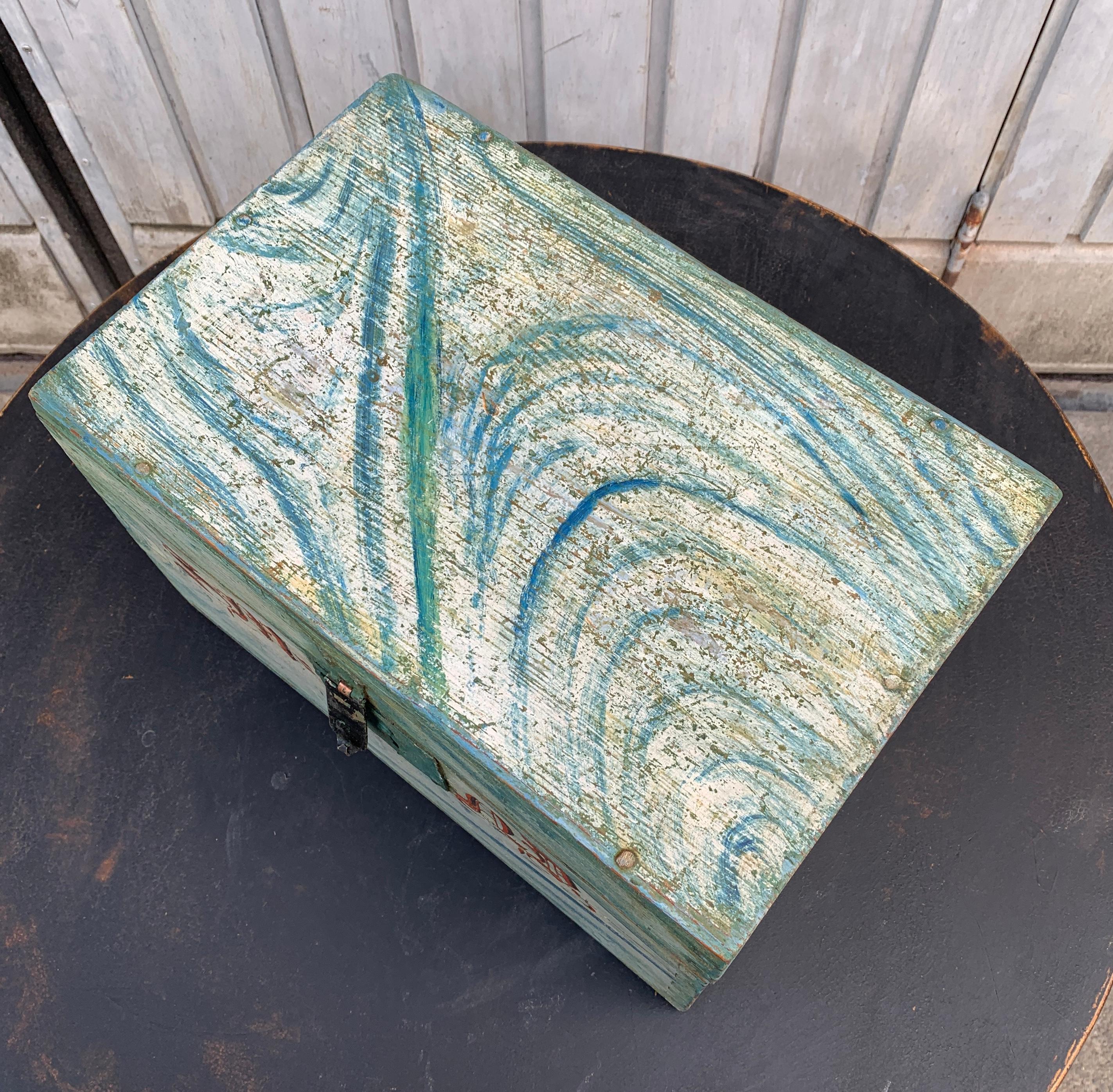 Pine Swedish Faux Marble Hand-Painted Wooden Folk Art Box