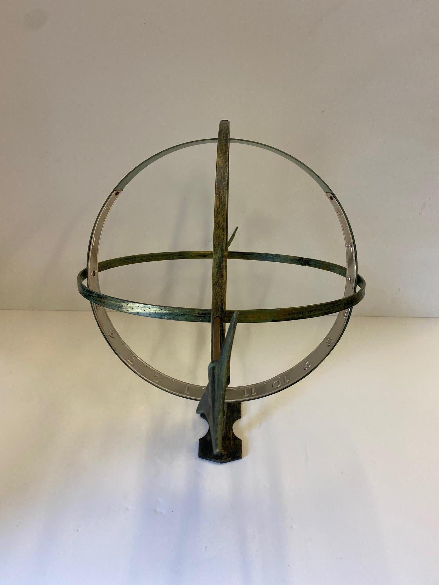 Escultura Figural Sueca Armilar de Metal Mixto 2