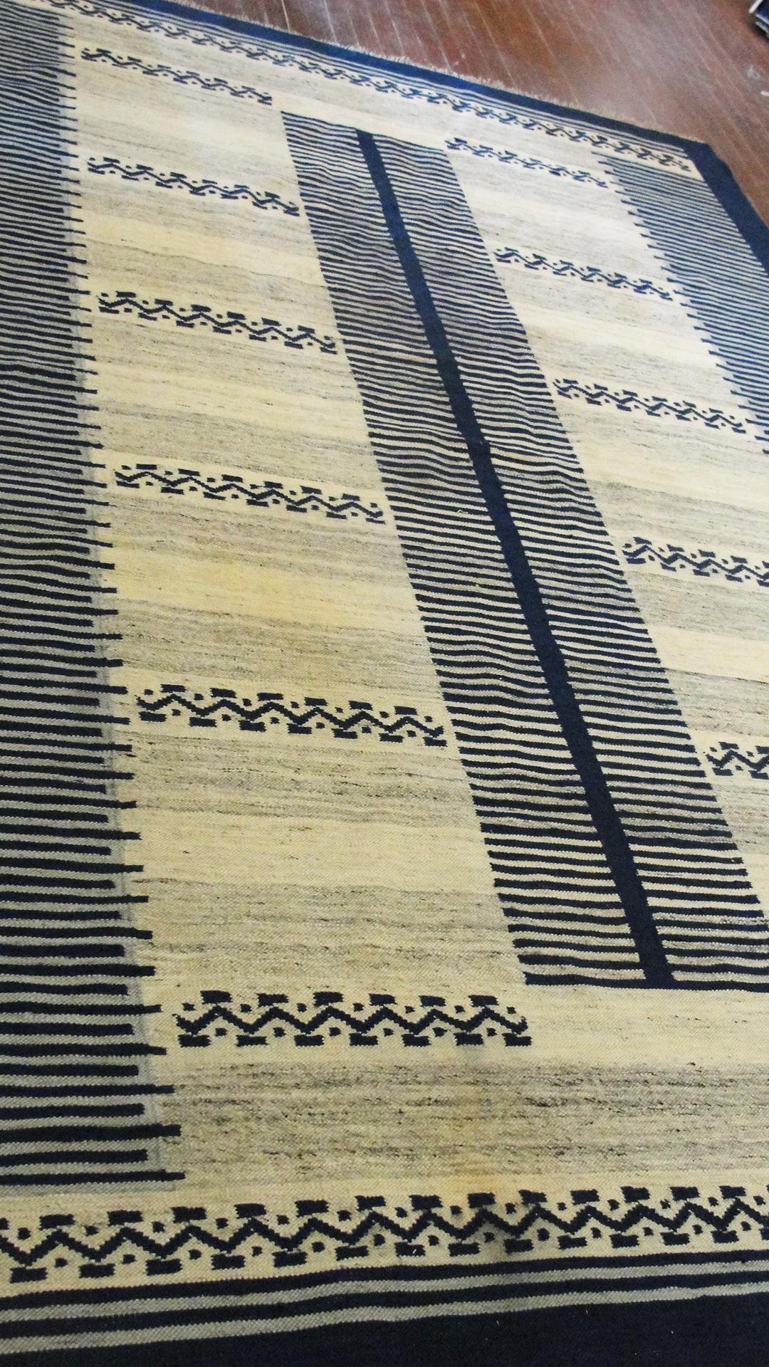 Swedish Flat-Weave Carpet, 20th Century, 6'7