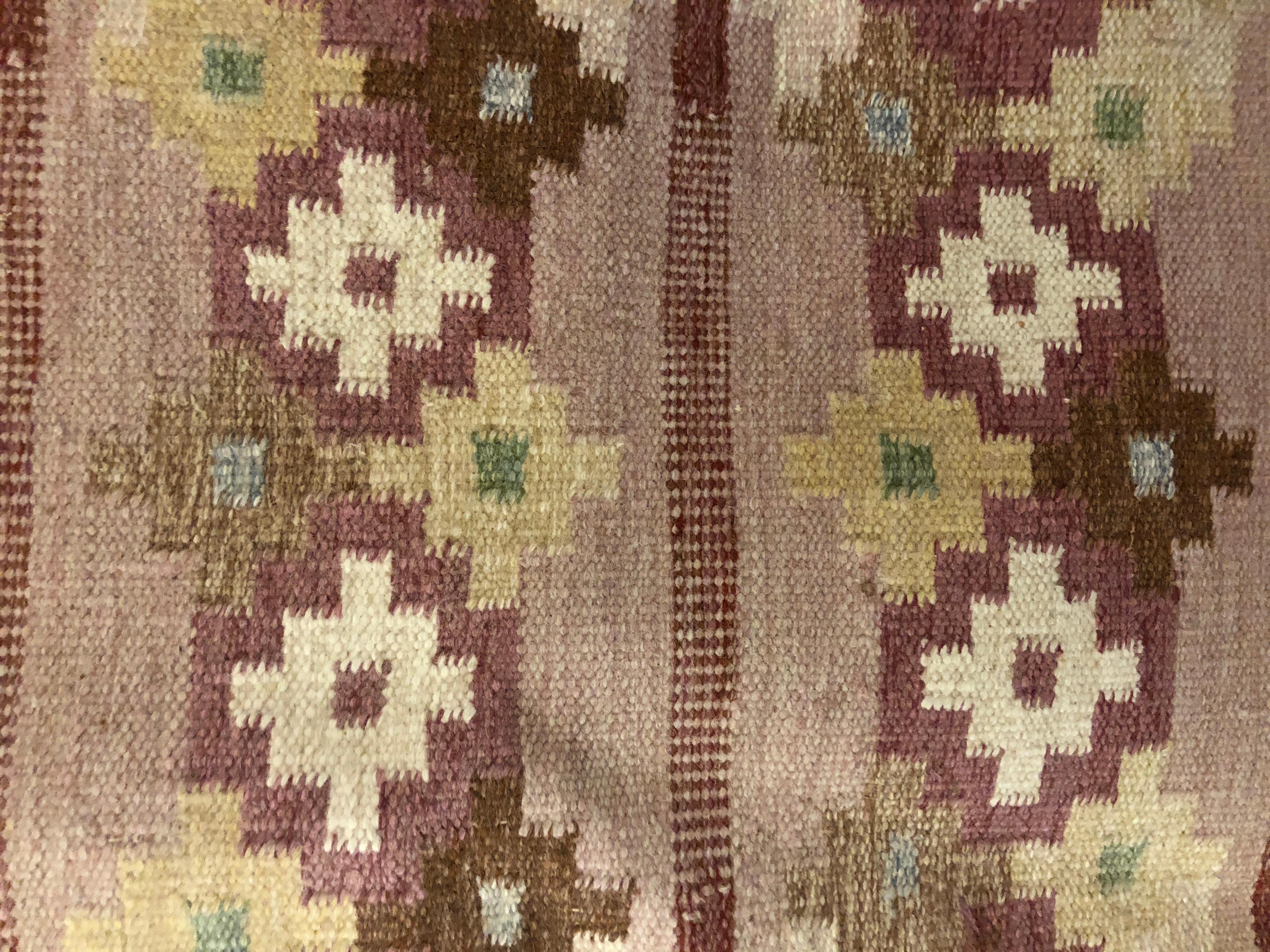 Mid-20th Century Swedish Flat-Weave Carpet by Ingegerd Silow For Sale