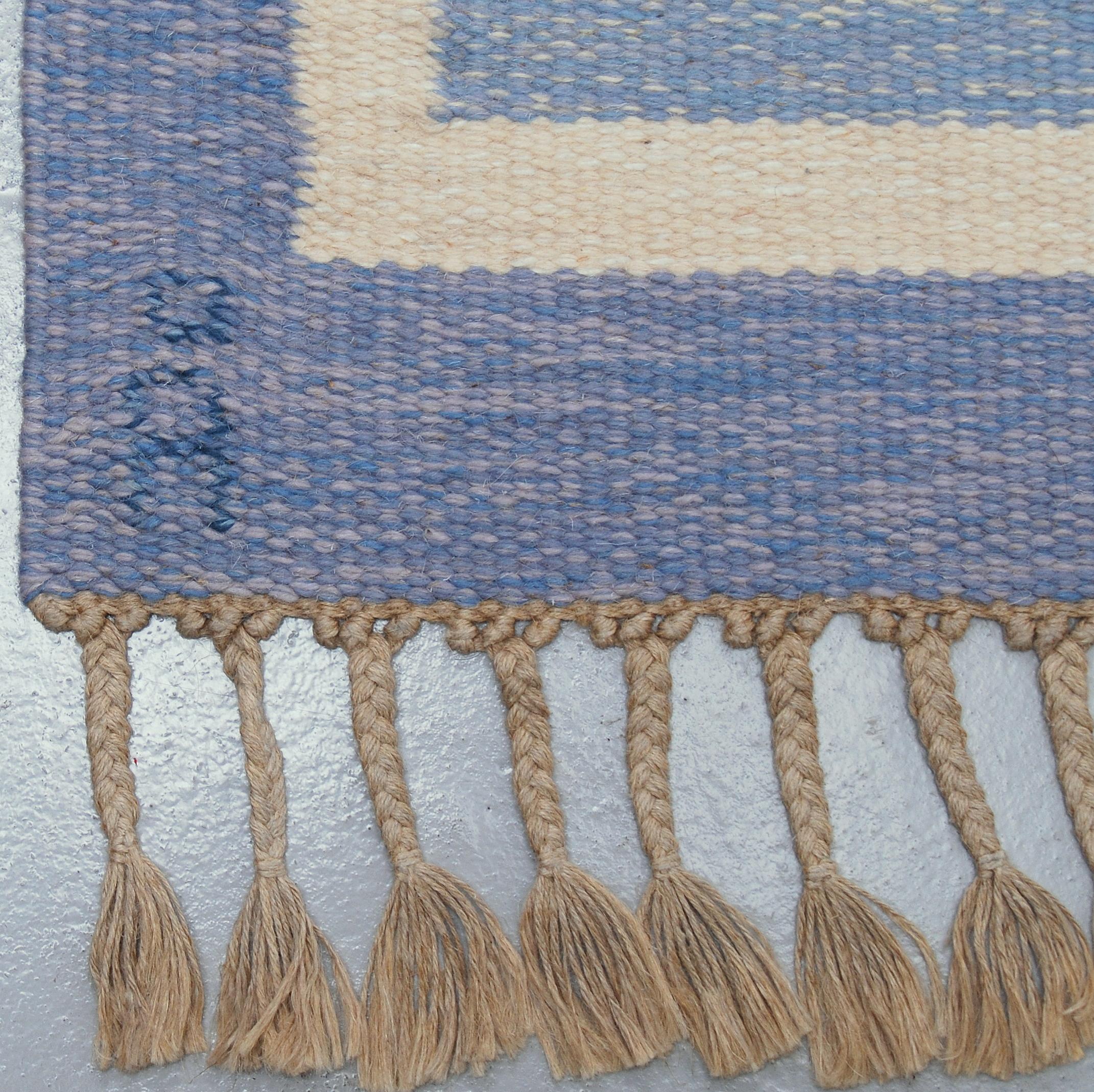 Hand-Woven Swedish Flat-Weave Kilim Rölakan Carpet 