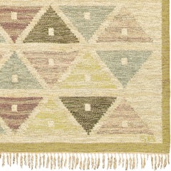 Geometrischer, beiger schwedischer Flachgewebeteppich aus der Mitte des 20. Jahrhunderts von Sigvard Bernadotte