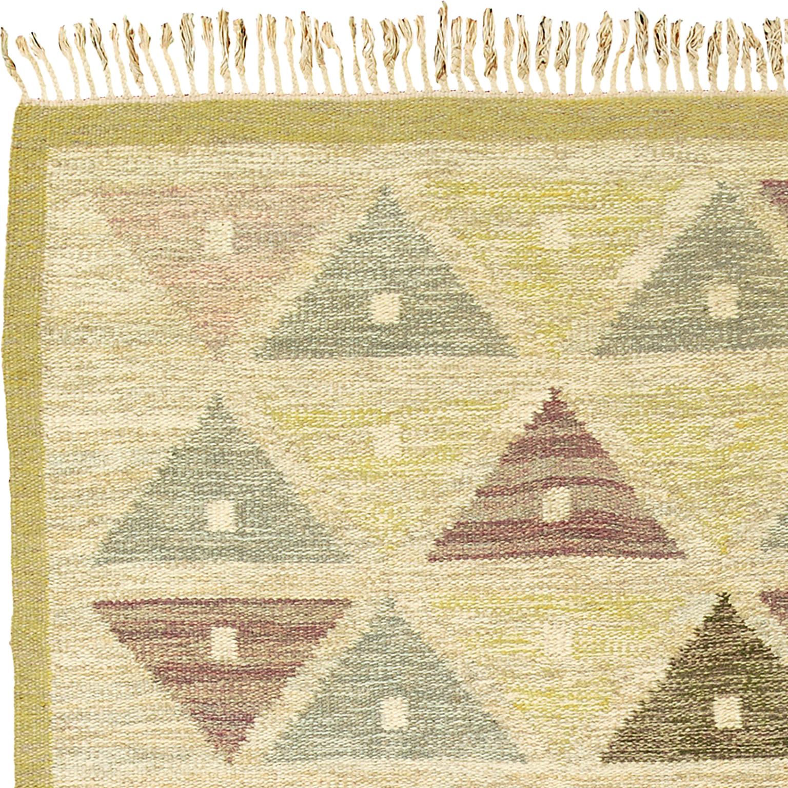 Swedish Flat-Weave Rug by Sigvard Bernadotte In Excellent Condition For Sale In New York, NY