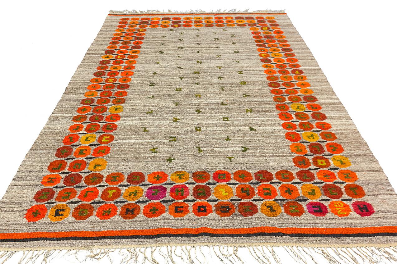 Scandinavian Modern Swedish Flatweave Rug Rollakan Signed, 1950-1970 For Sale