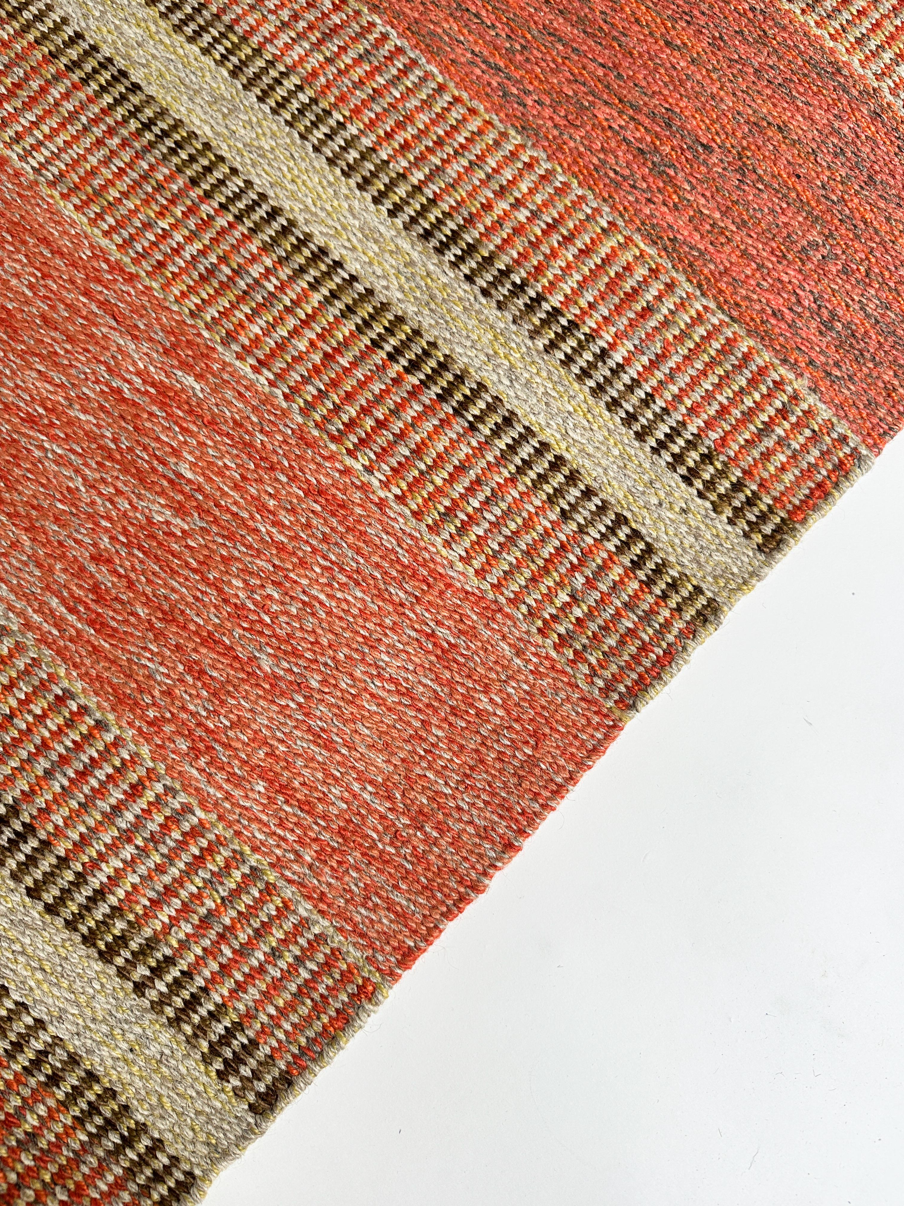 Fin du 20e siècle Tapis suédois en laine Röllakan Tapis moderne scandinave tissé à la main 1970 en vente