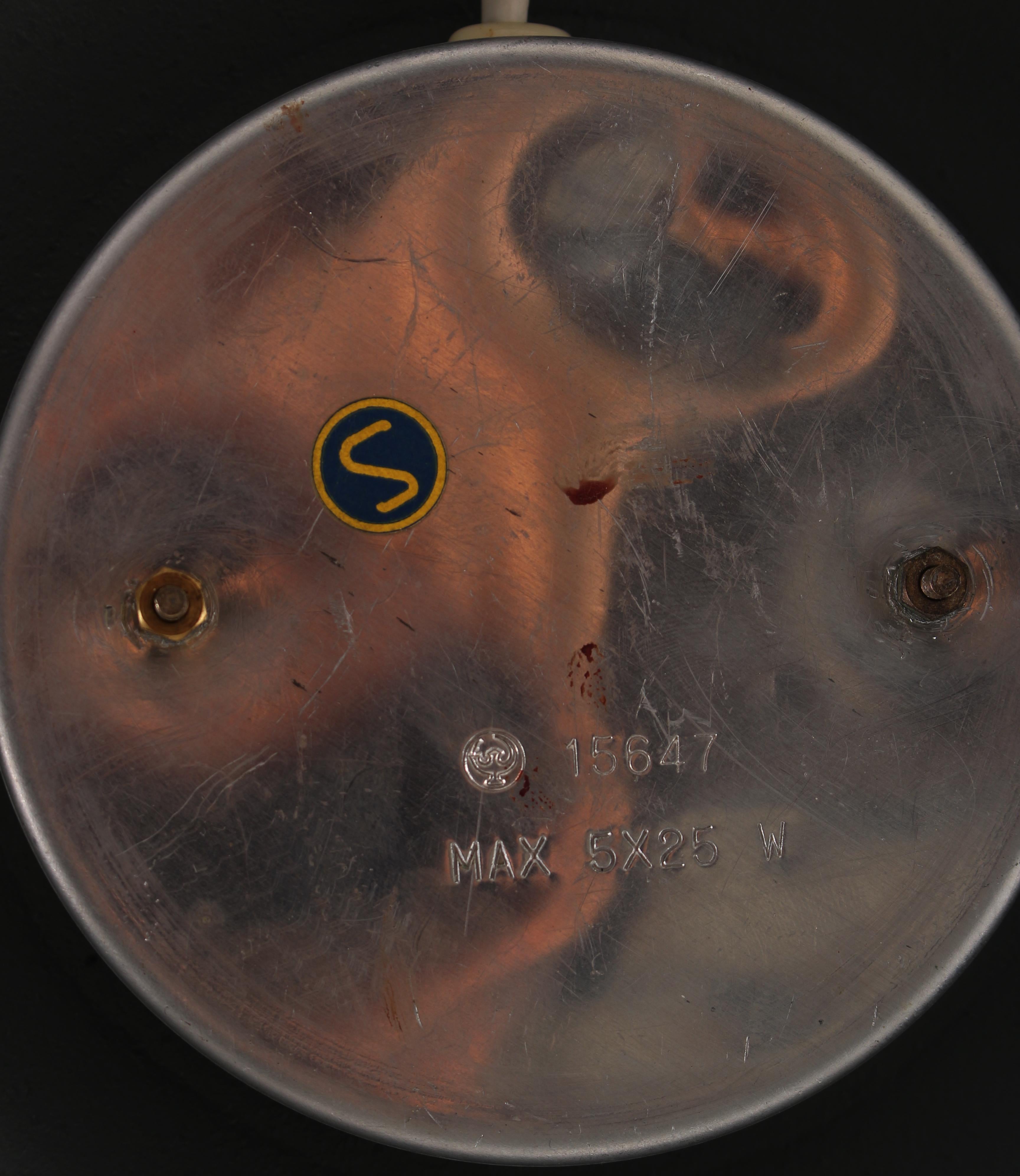 Lampadaire suédois en laiton et verre opalin par Bhlmarks, années 1950 en vente 9