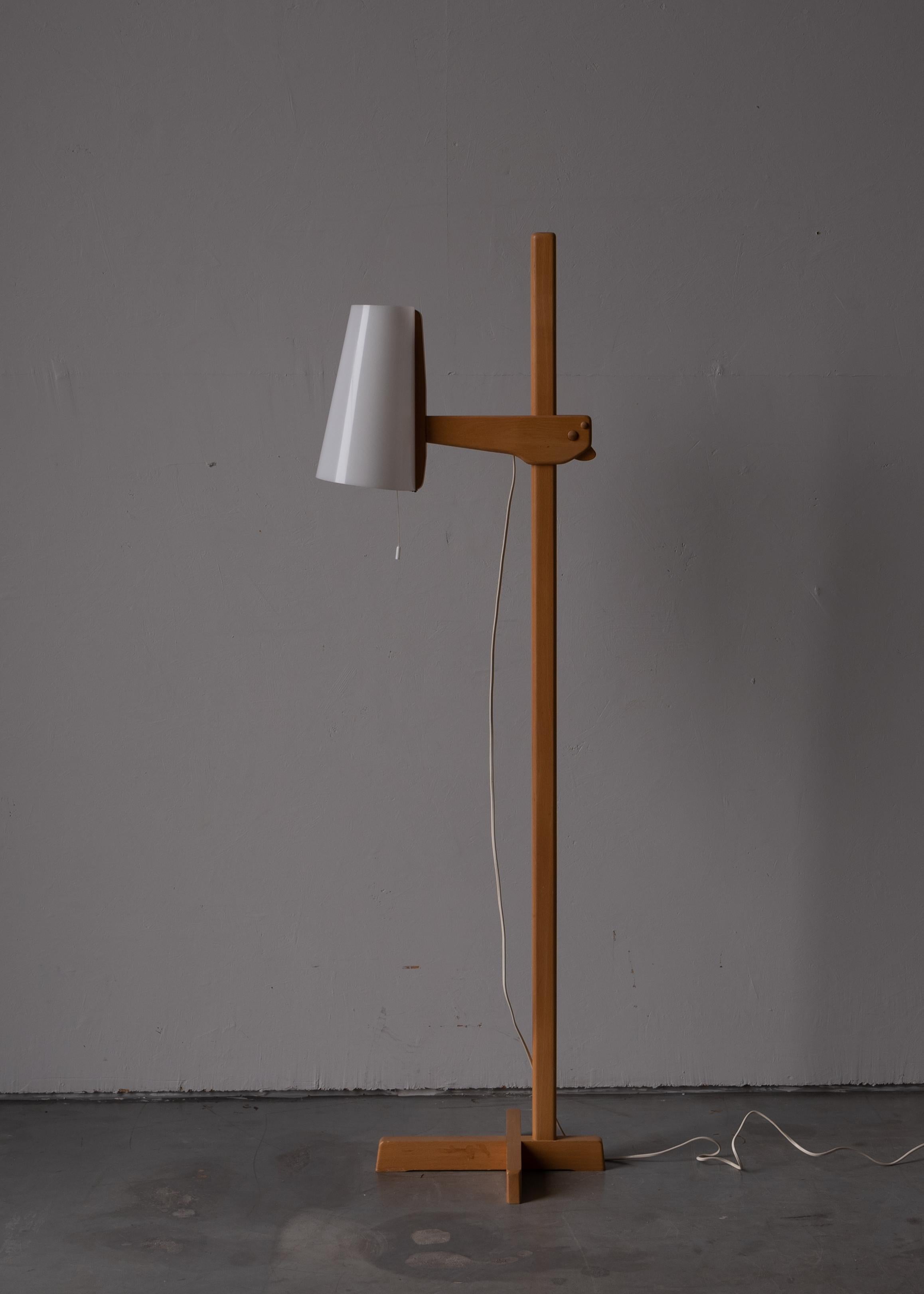 Swedish, Floor Lamp, Solid Oak, Acrylic, Sweden, 1960s In Good Condition In High Point, NC