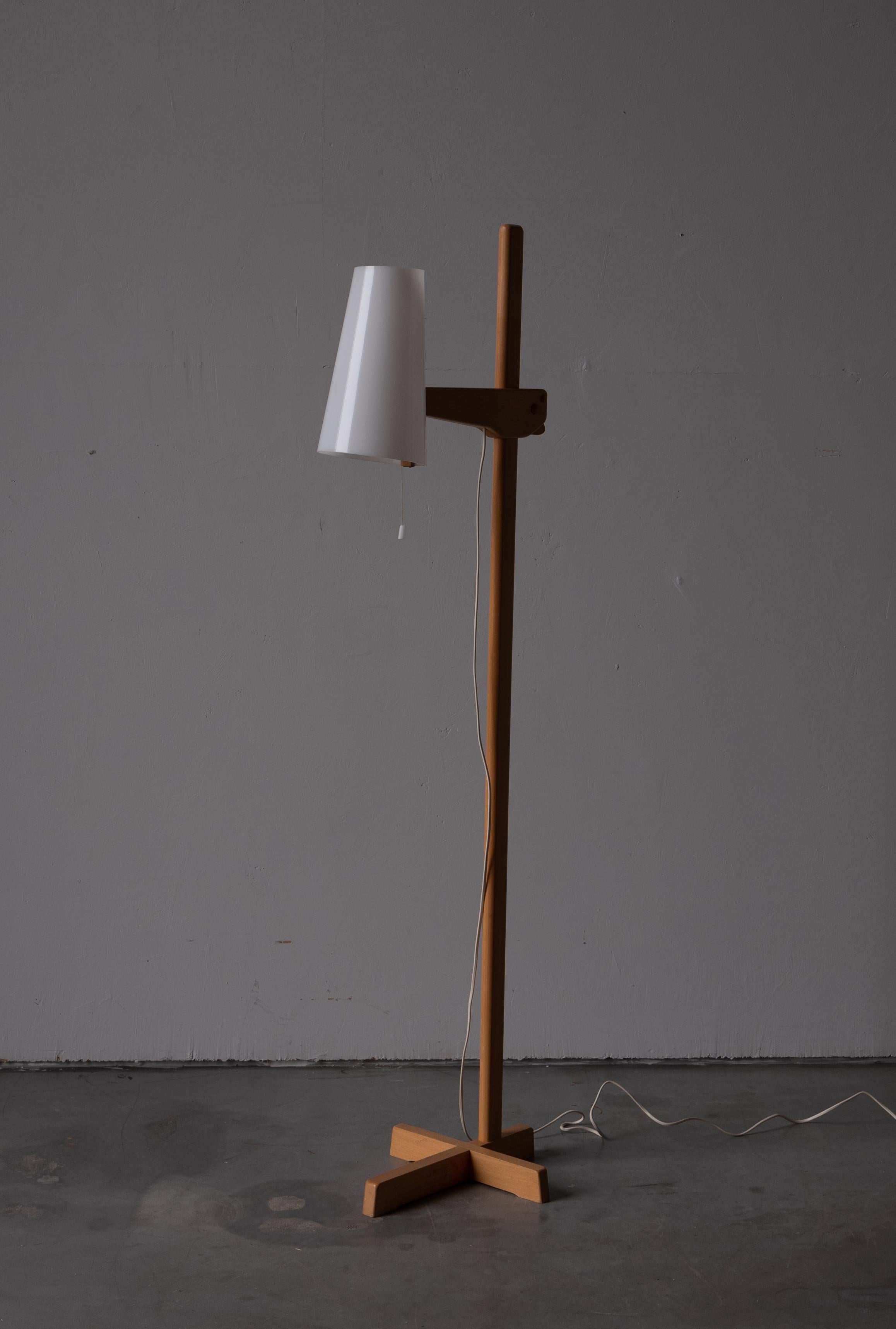 Mid-20th Century Swedish, Floor Lamp, Solid Oak, Acrylic, Sweden, 1960s