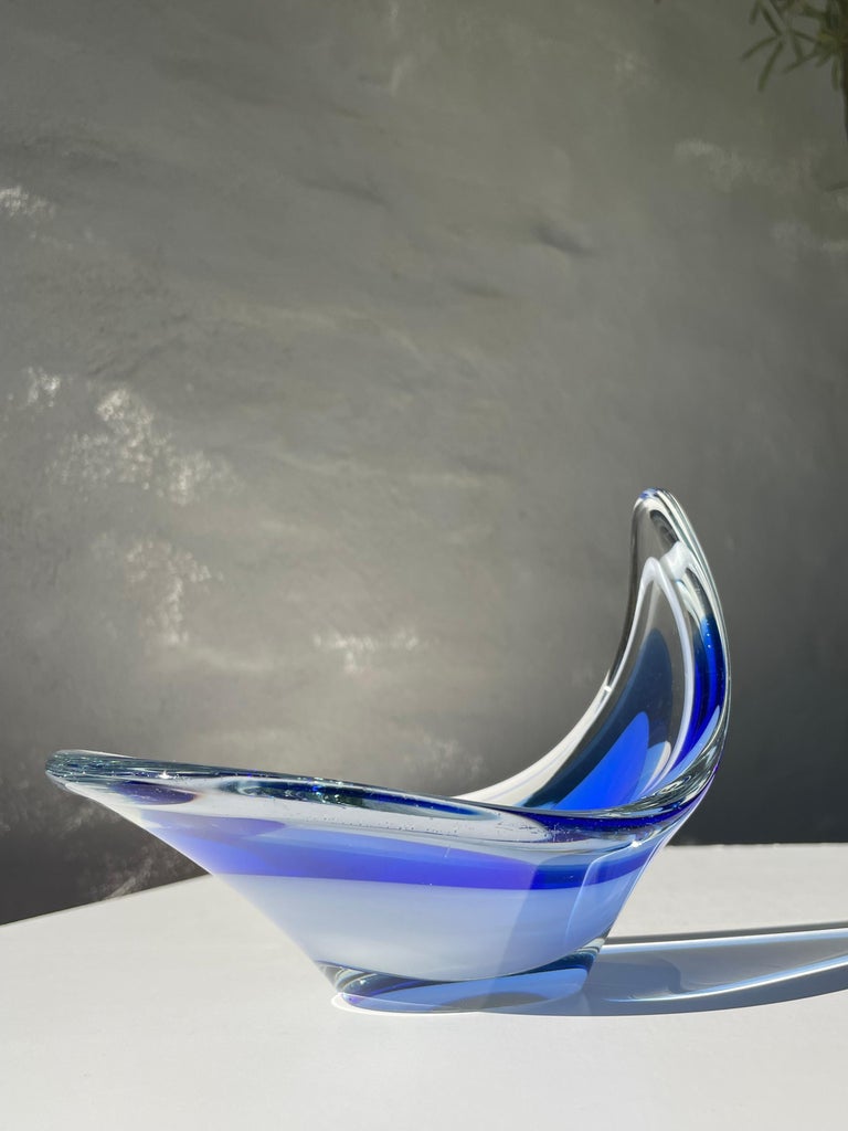 Flygsfors 1956 Blue Coquille Art Glass Bowl, Sweden at 1stDibs