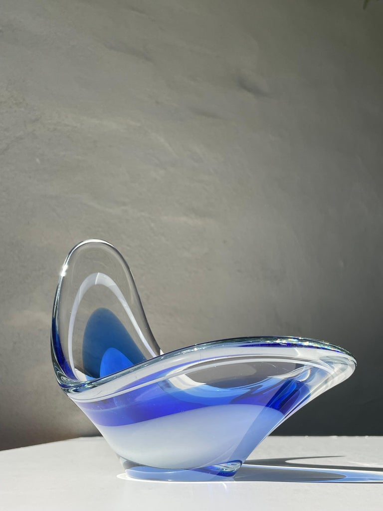 Flygsfors 1956 Blue Coquille Art Glass Bowl, Sweden at 1stDibs