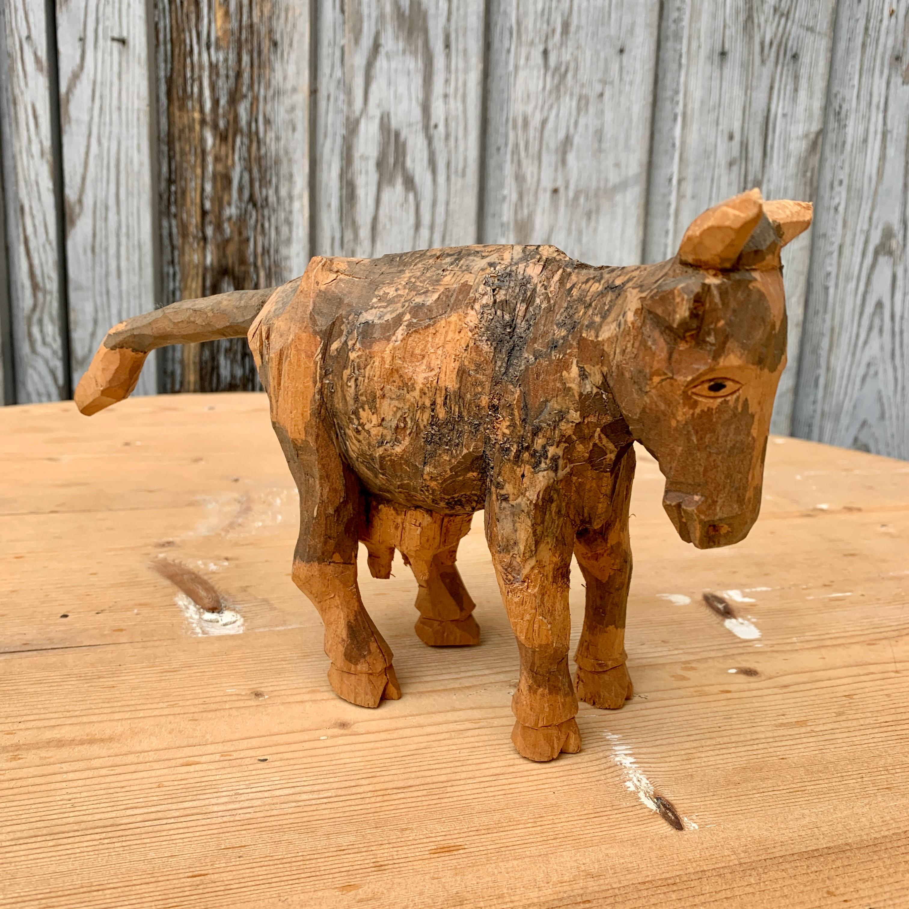 Pine Swedish Folk Art Centerpiece Sculpture of 3 Cows and a Bull For Sale