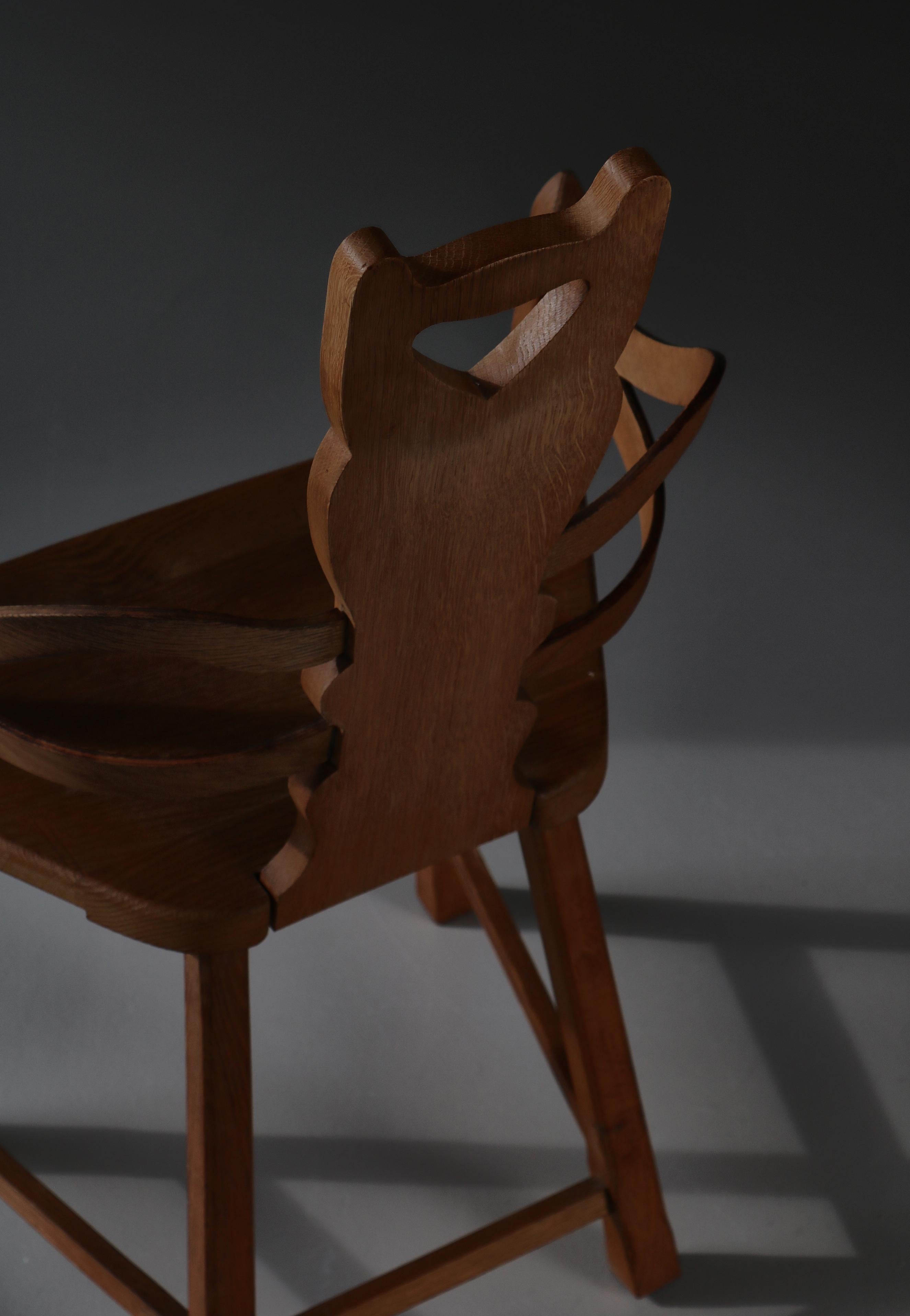 Swedish Folk Art Chair Handmade in Oakwood, 1900s For Sale 8