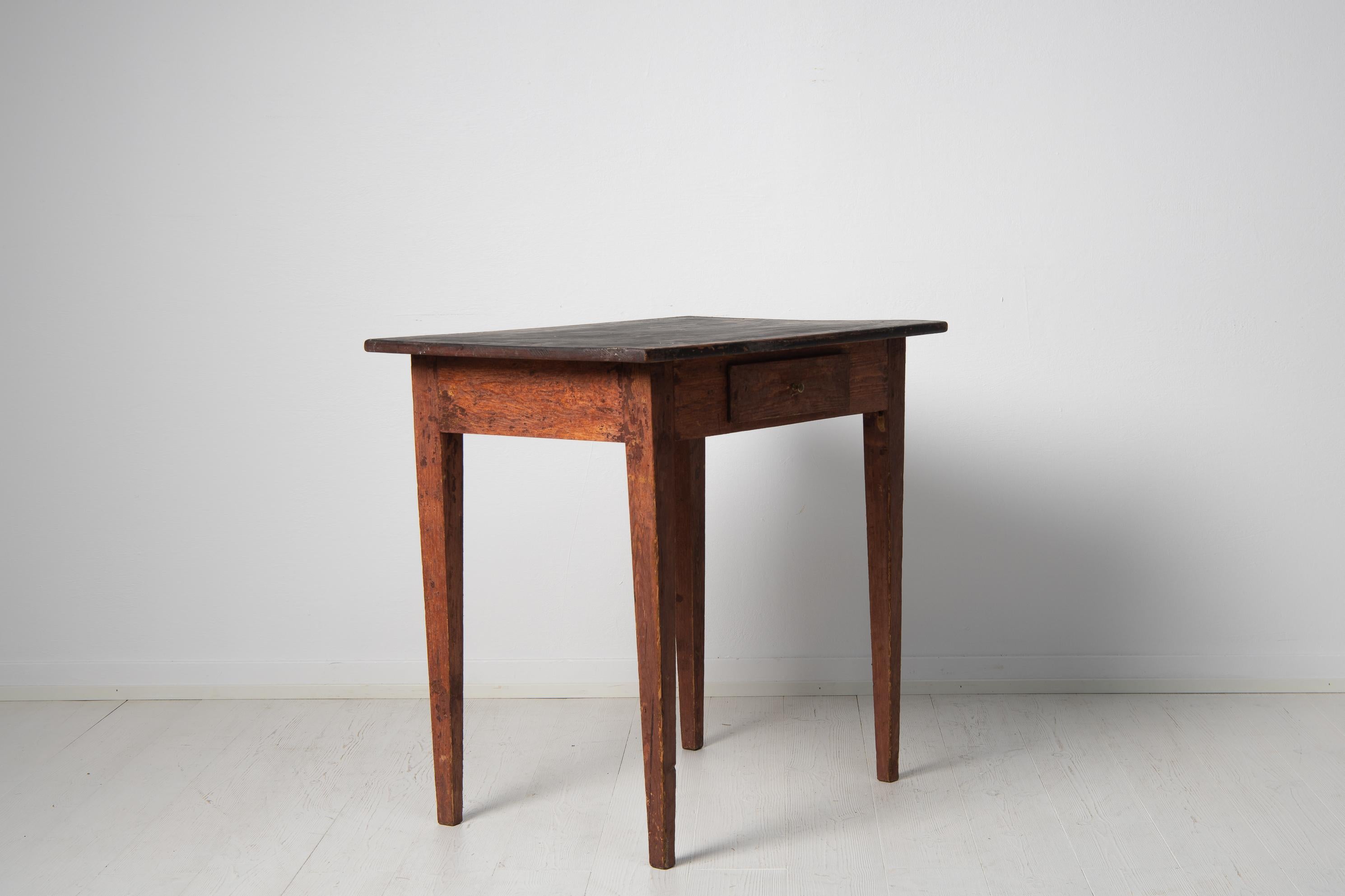 Pine Swedish Folk Art Gustavian Style Side Table For Sale