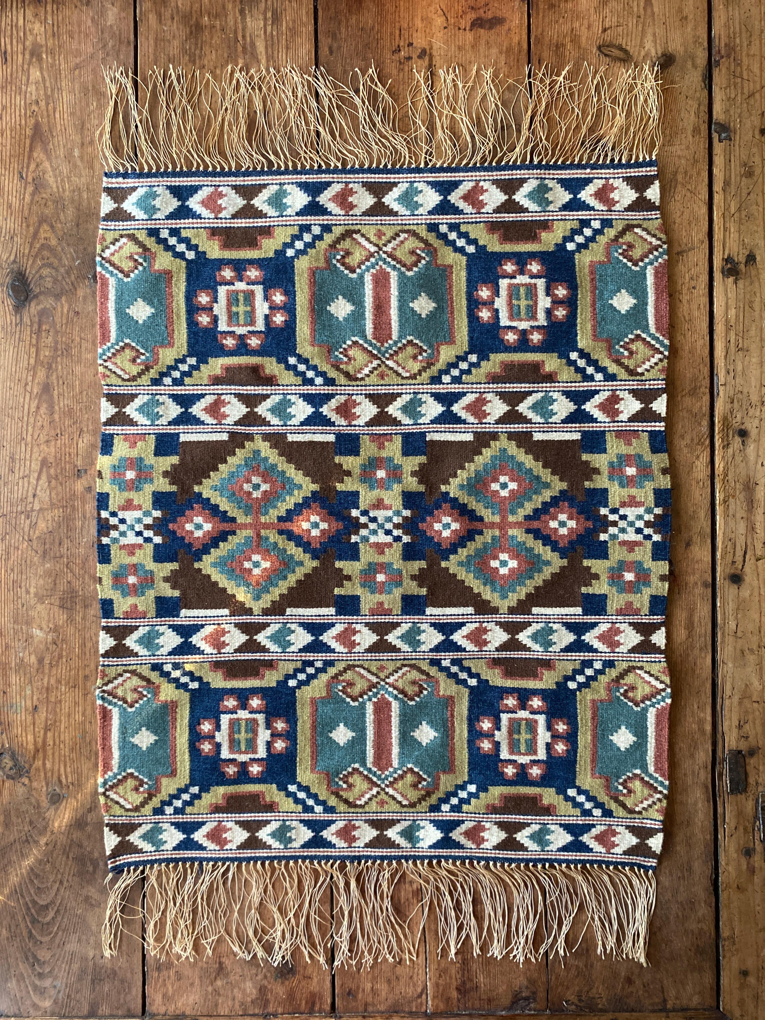 Artisanat Art populaire suédois Tapisserie Röllakan réalisée à la main, Suède 19e siècle en vente