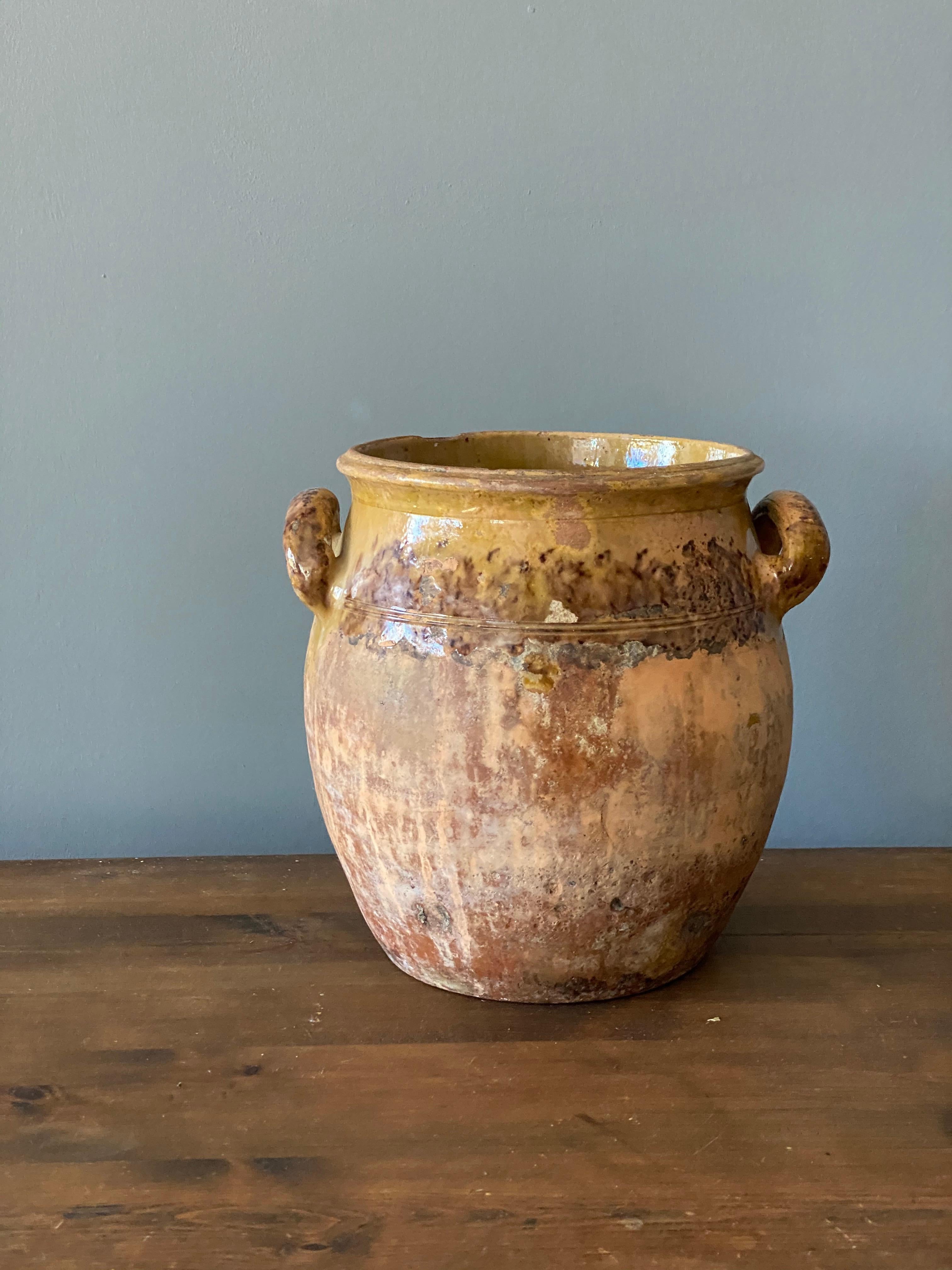 Artisanat Poterie d'art populaire suédois, vase unique en poterie d'élevage du 19ème siècle représentant un fermier