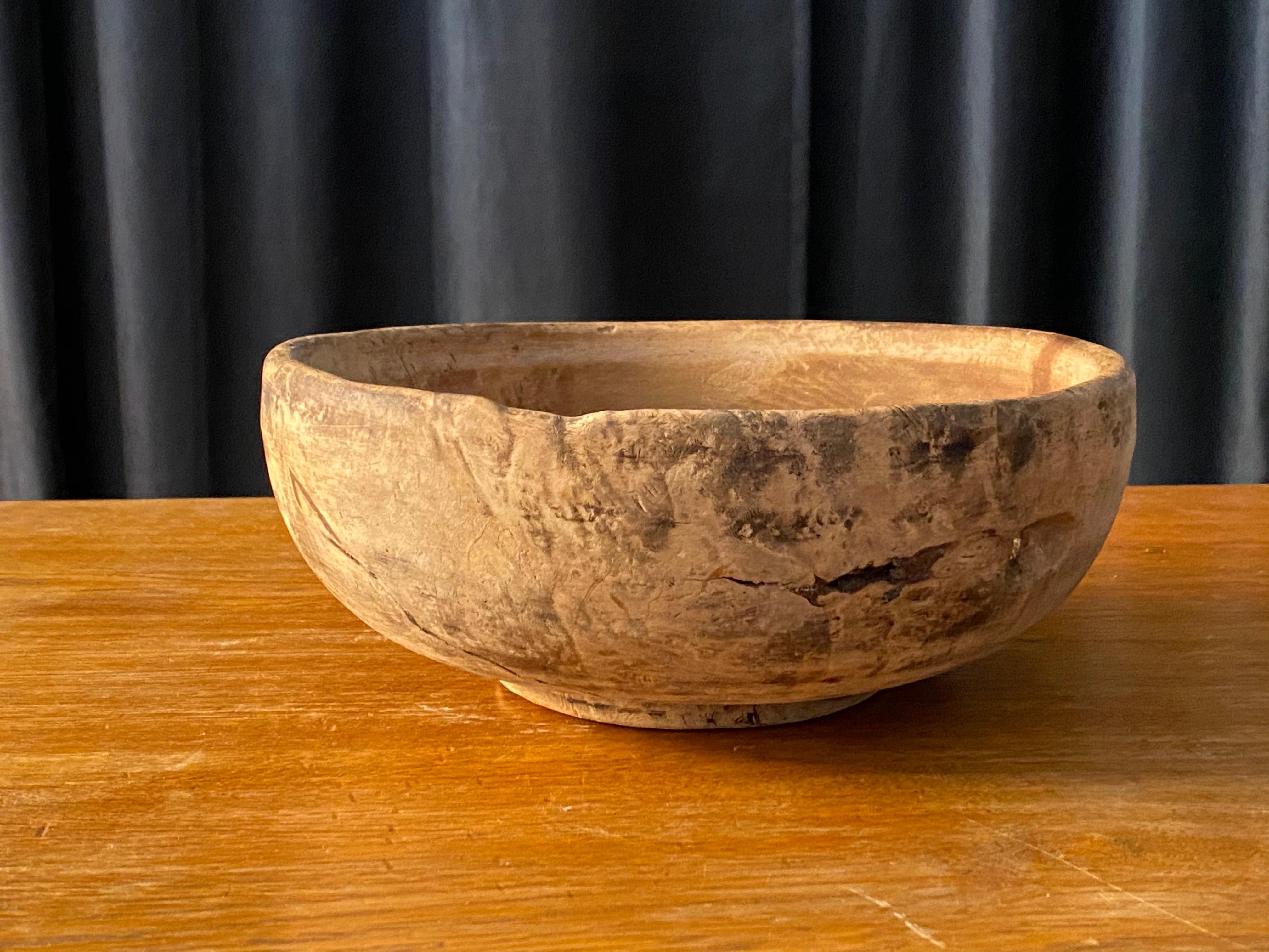 Swedish Folk Art, Unique 18th Century Farmers Bowl, Wood, Signed In Fair Condition In High Point, NC