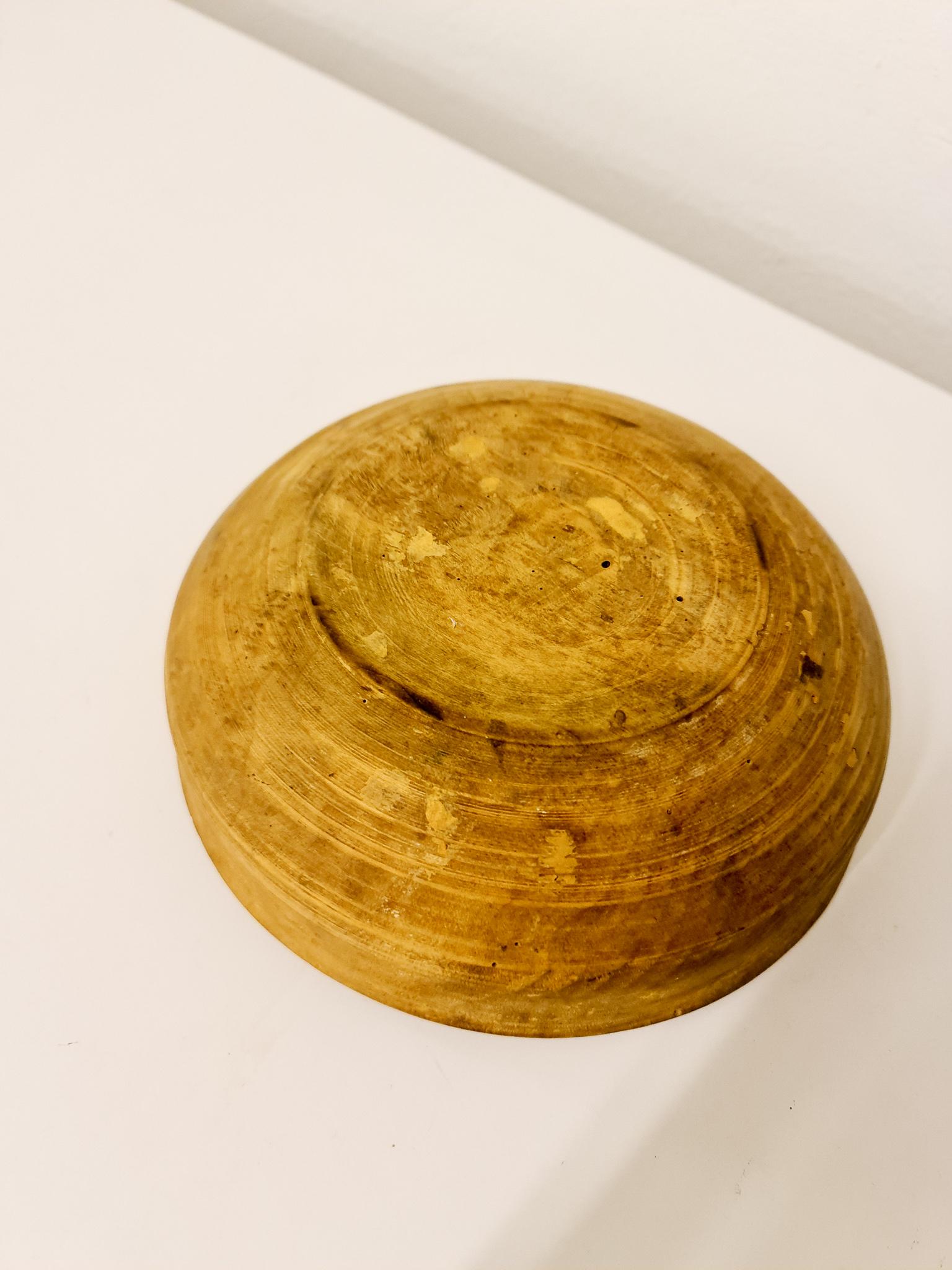 Arte popolare svedese, ciotola in legno unica del 19° secolo in vendita 2