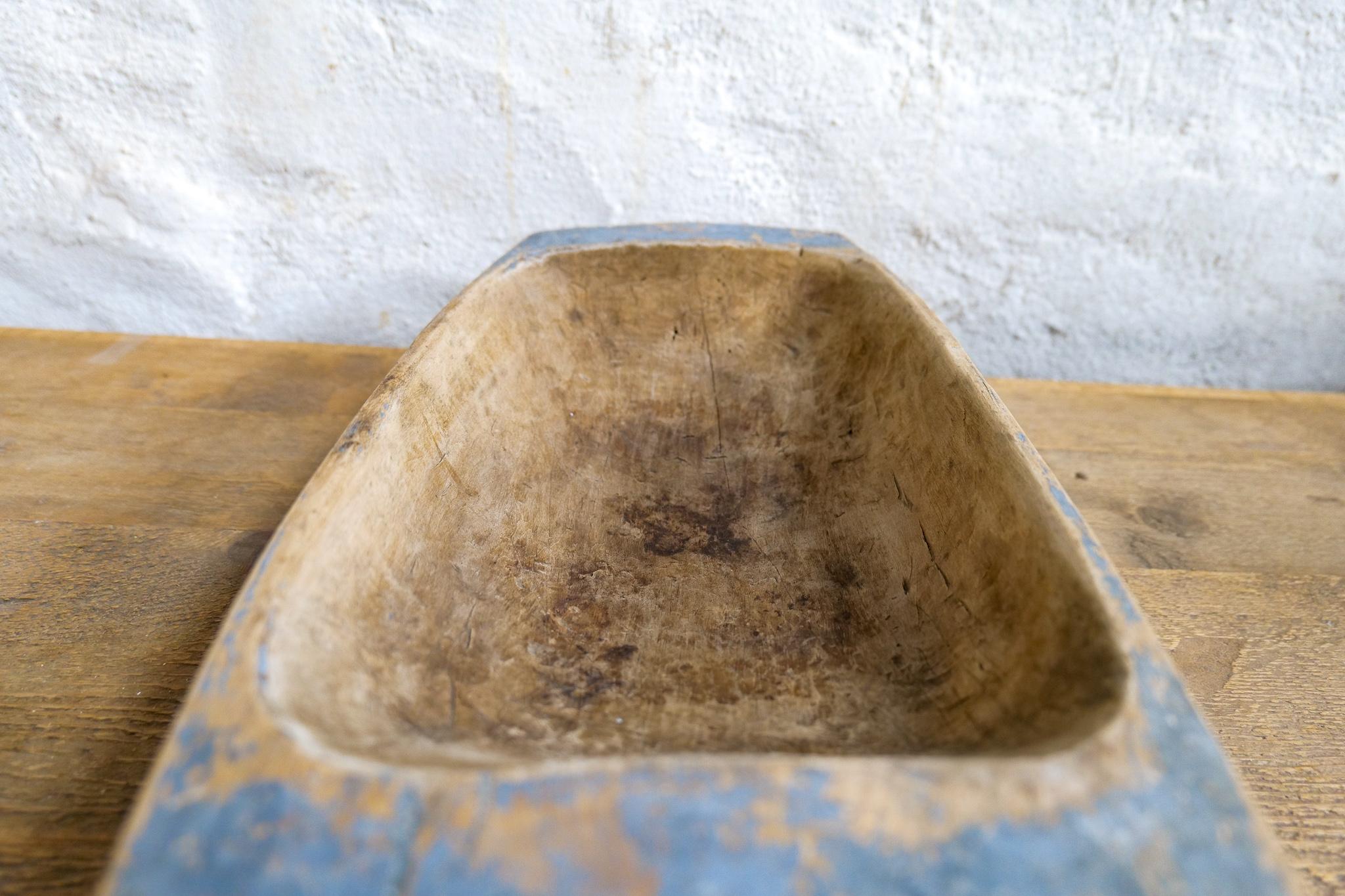 Swedish Folk Art, Unique Blue Colored 19th Century Large Farmers Bowl For Sale 10