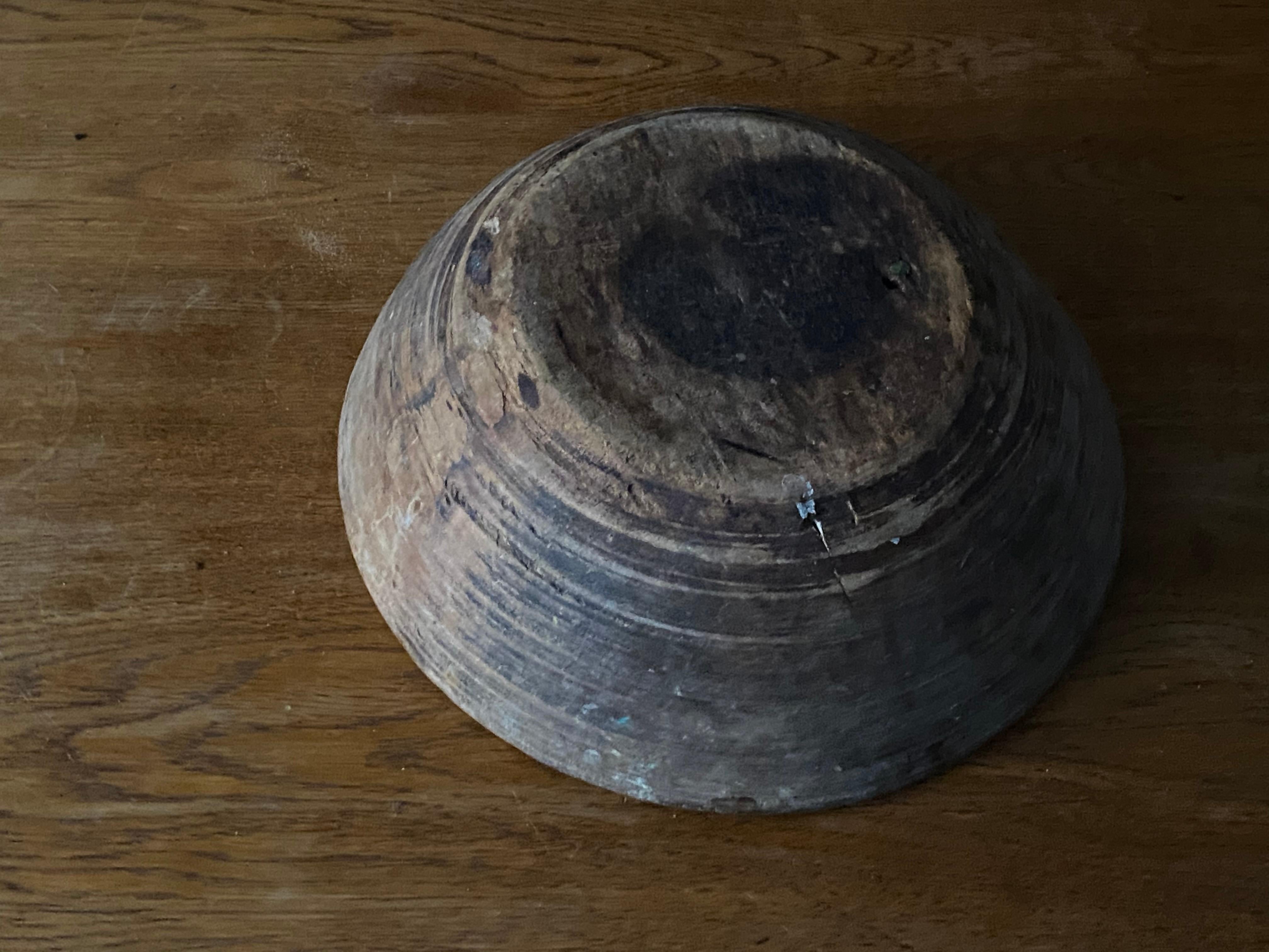 Swedish Folk Art, Unique Organic 19th Century Farmers Bowl, Wood 4