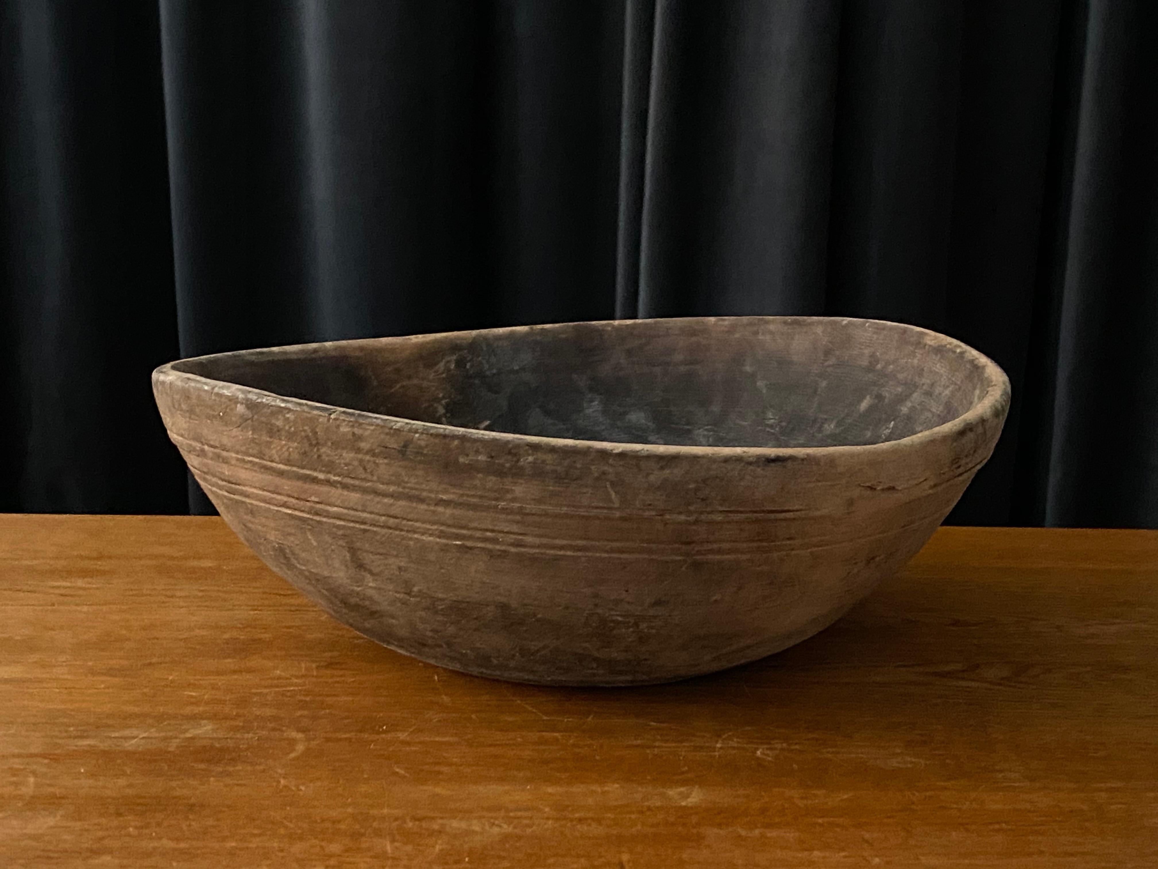 Swedish Folk Art, Unique Sizable Organic 19th Century Farmers Bowl, Wood In Fair Condition In High Point, NC