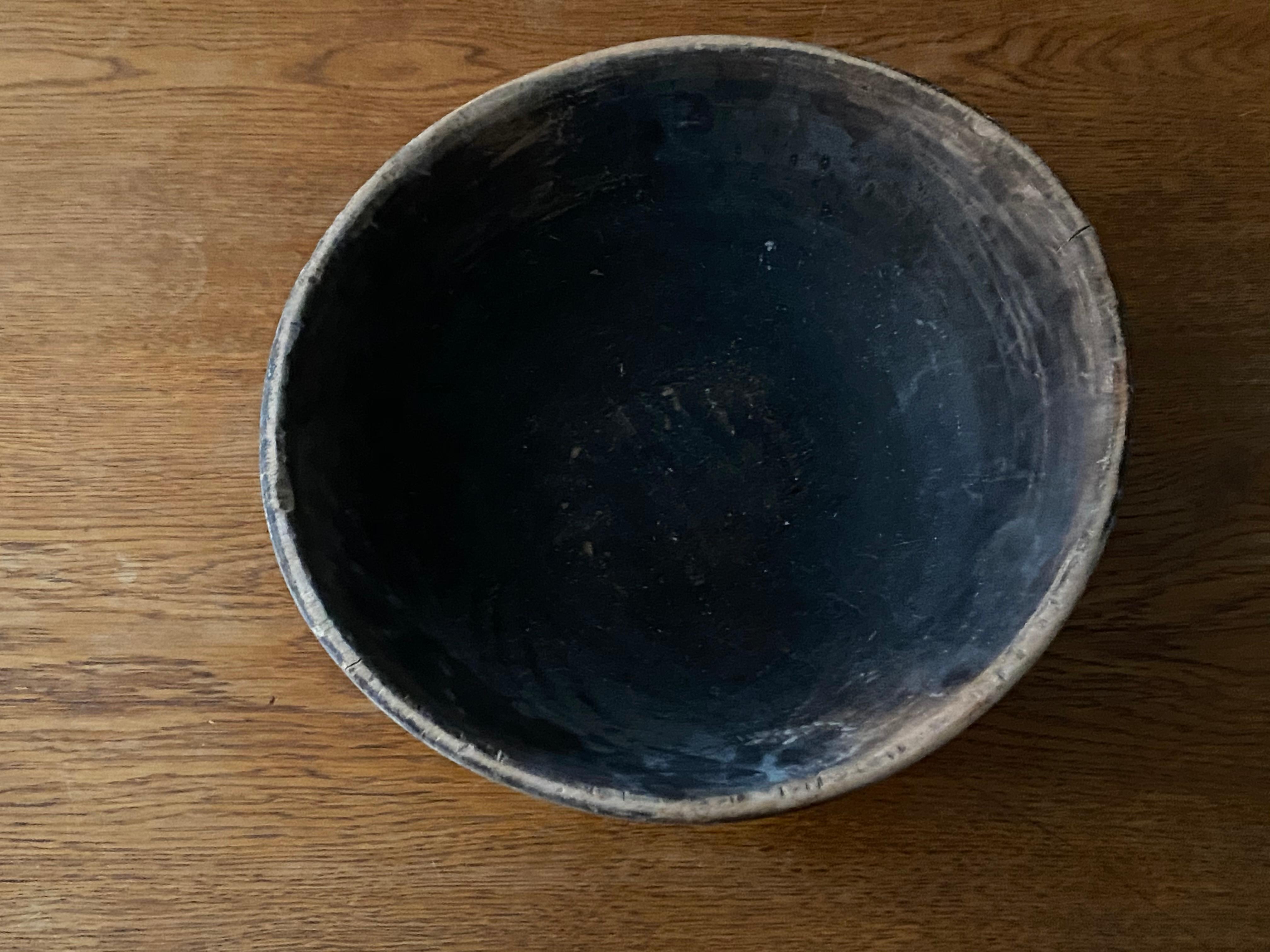 Swedish Folk Art, Unique Sizable Organic 19th Century Farmers Bowl, Wood 4