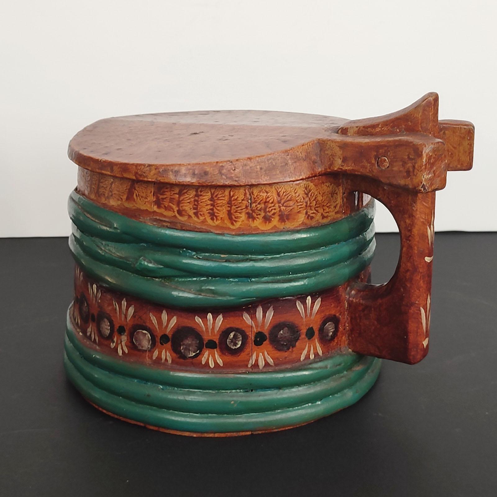 Swedish Folk Art Wooden Lidded Tankards, Early 1920s For Sale 7