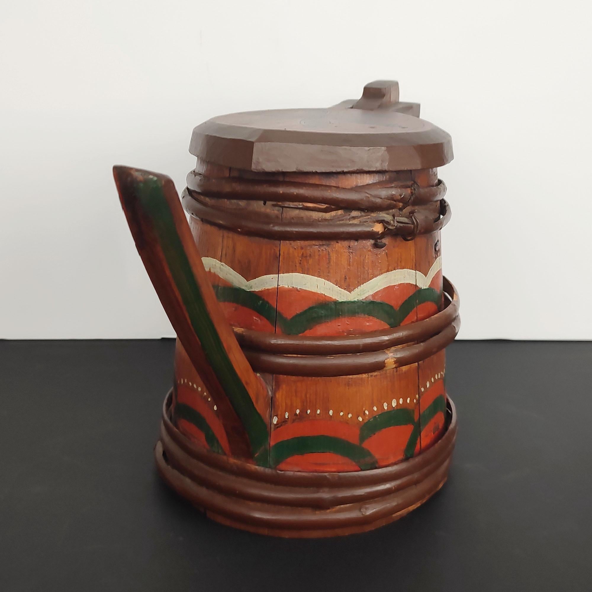 Swedish Folk Art Wooden Lidded Tankards, Early 1920s For Sale 4