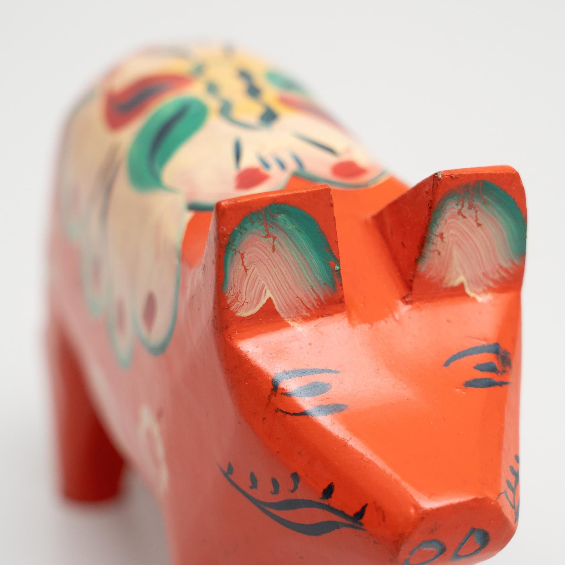 Jouet folklorique suédois en bois Dala Pig, vers 1960 en vente 4