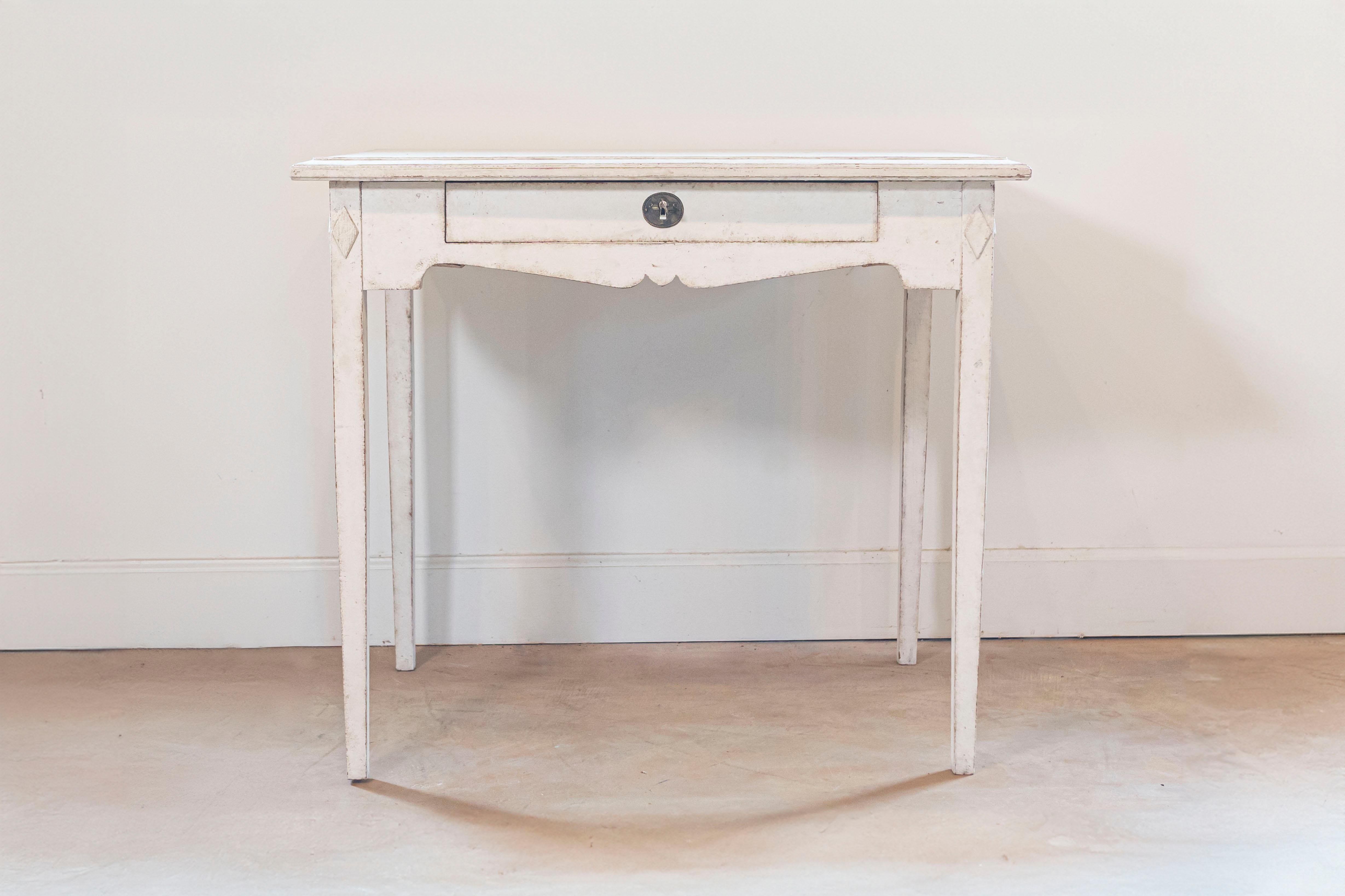 Swedish Freestanding Painted Writing Table Created for Queen Alexandrine In Good Condition For Sale In Atlanta, GA