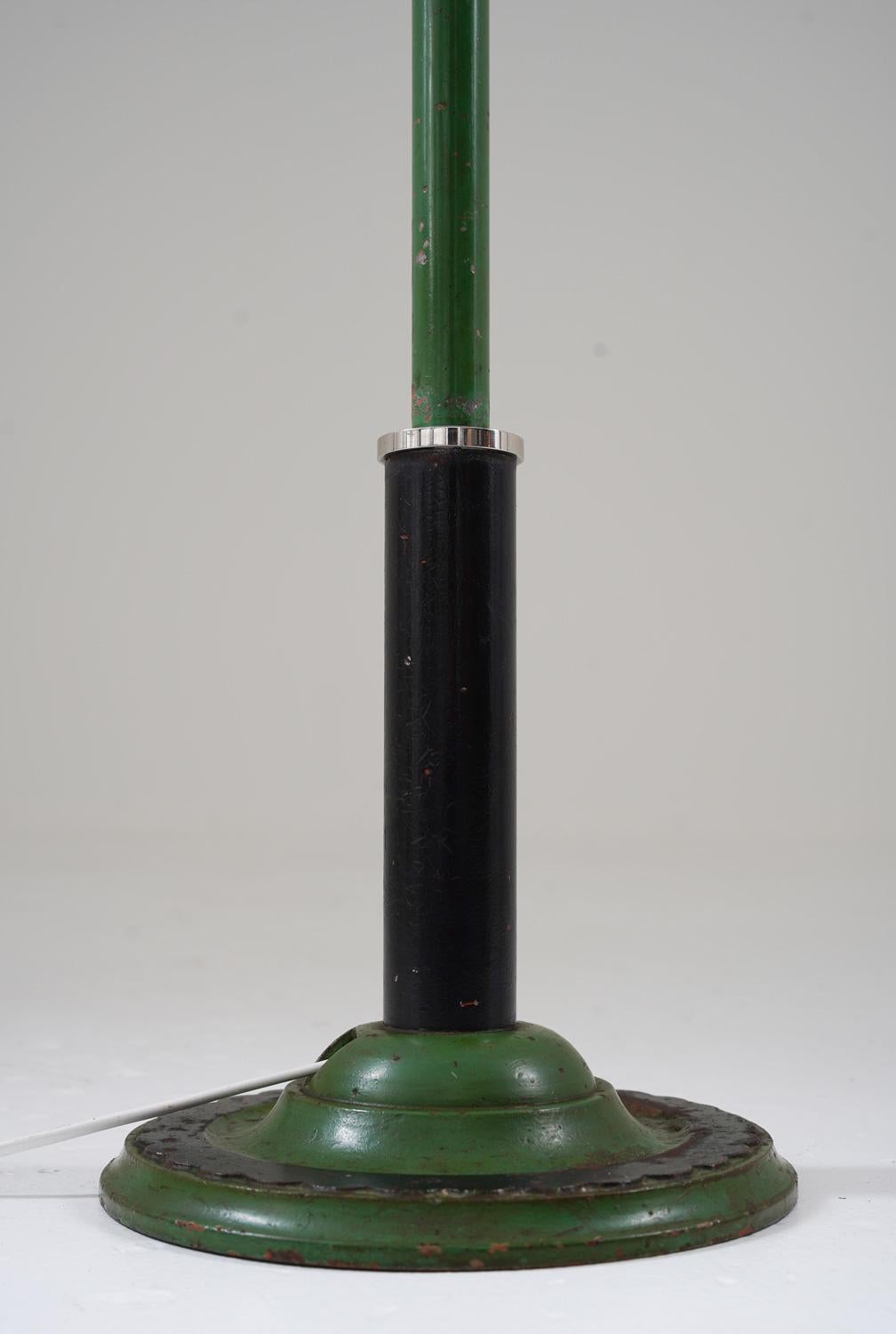 Schwedische funktionalistische Stehlampe, 1930er-Jahre (20. Jahrhundert)