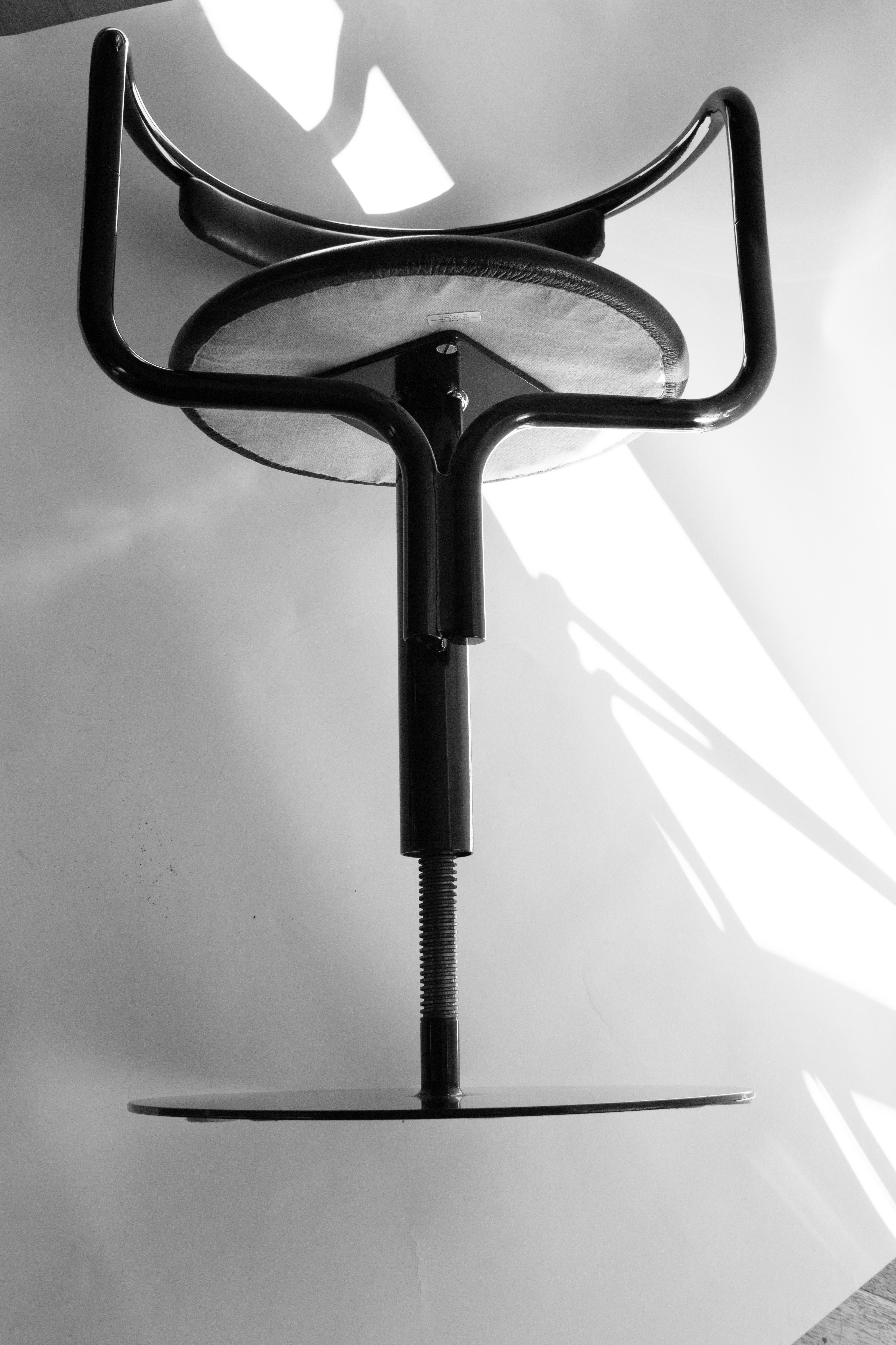Scandinavian Modern Swedish furniture designer John Kandell's Swivel Chair 