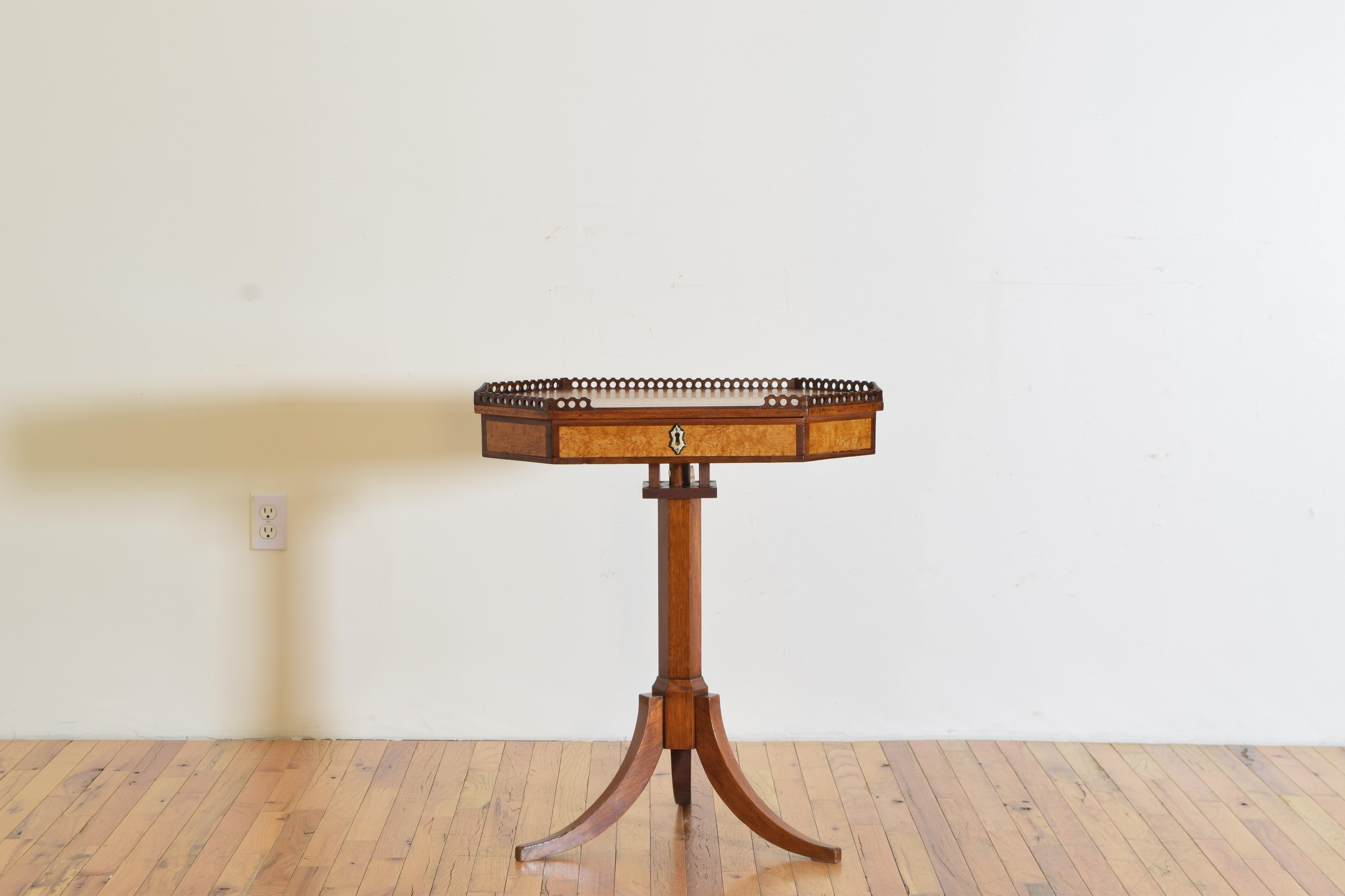 Neoclassical Revival Swedish Galleried Swivel Work Table in Maple and Walnut, ca. 1887 For Sale
