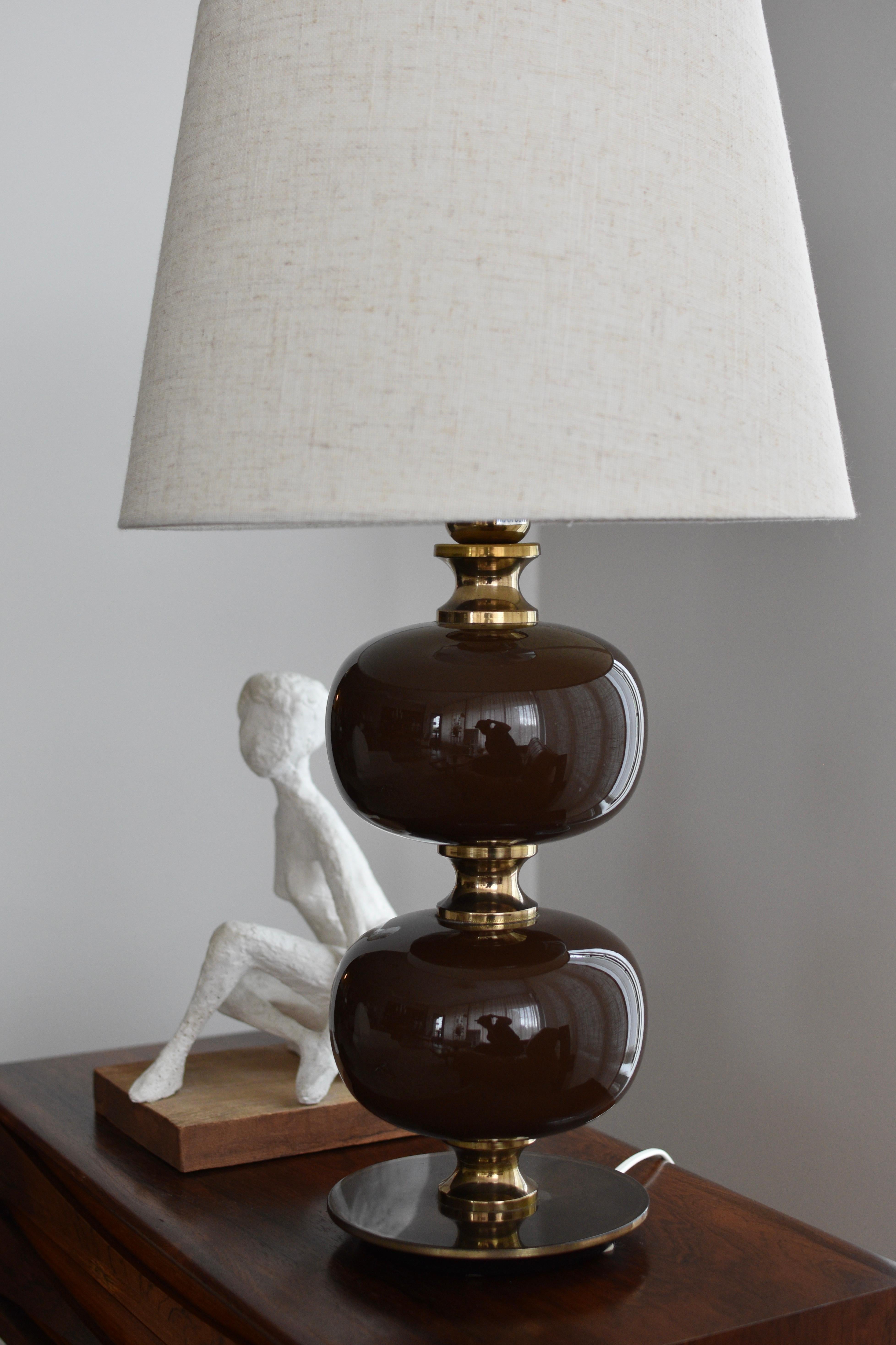 Mid-20th Century Swedish Glass and Brass Table Lamp by Tranås Stilarmatur, 1960s For Sale