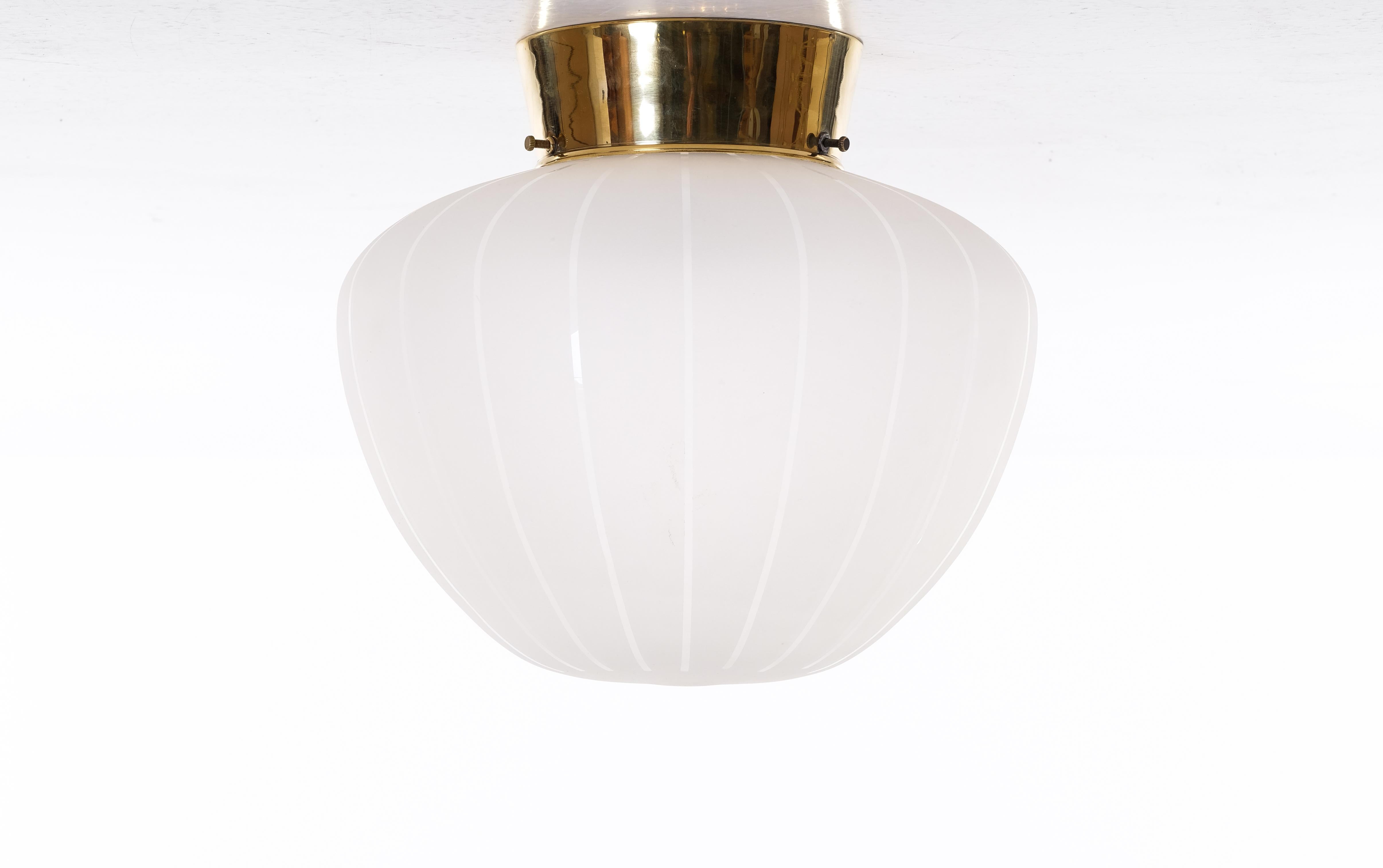 Swedish Glass & Brass Light by Böhlmarks, 1940s In Good Condition For Sale In Stockholm, SE