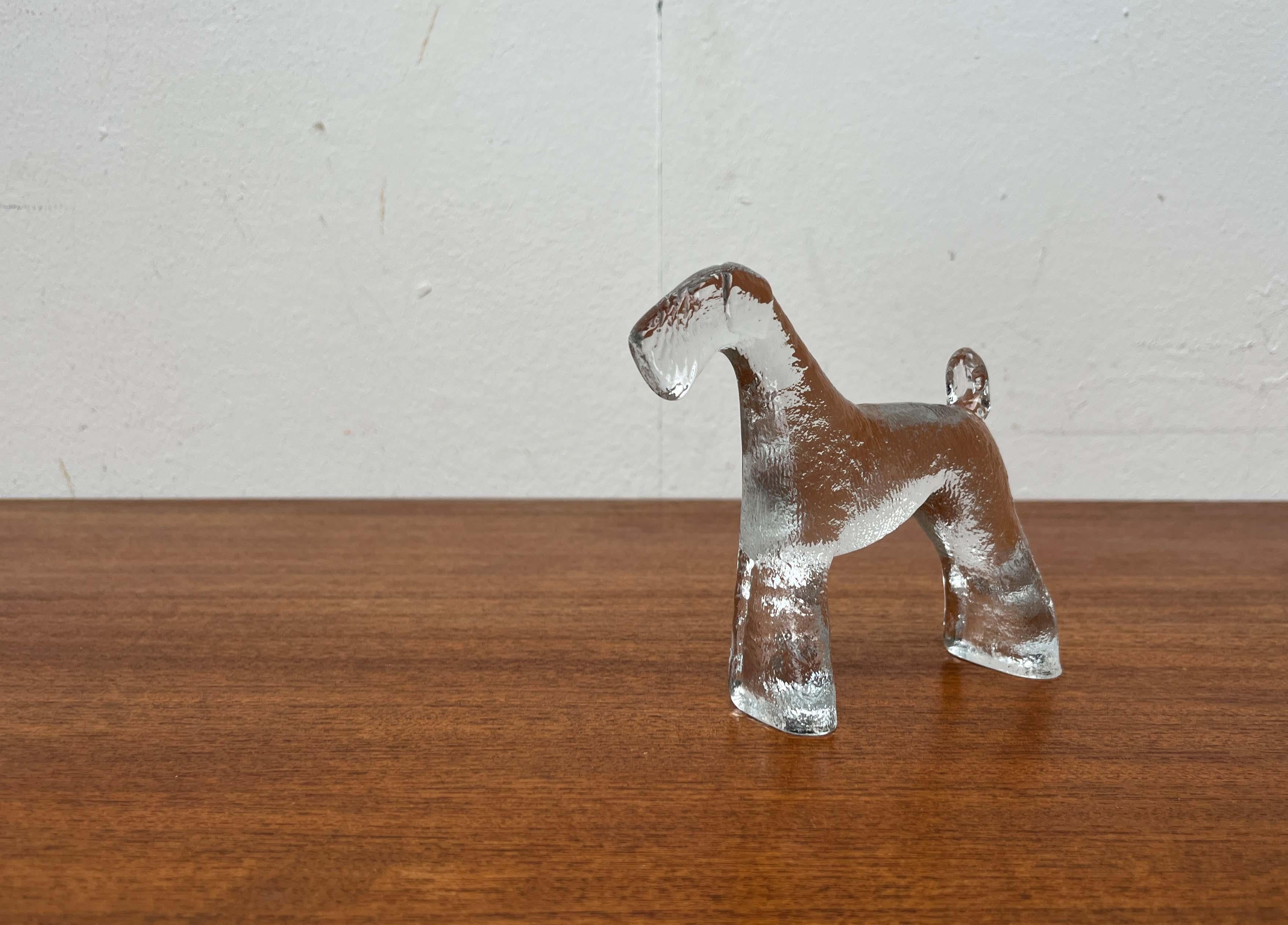 Scultura in vetro svedese della serie Airdaleterrier Bertil Vallien Kosta Boda in vendita 3