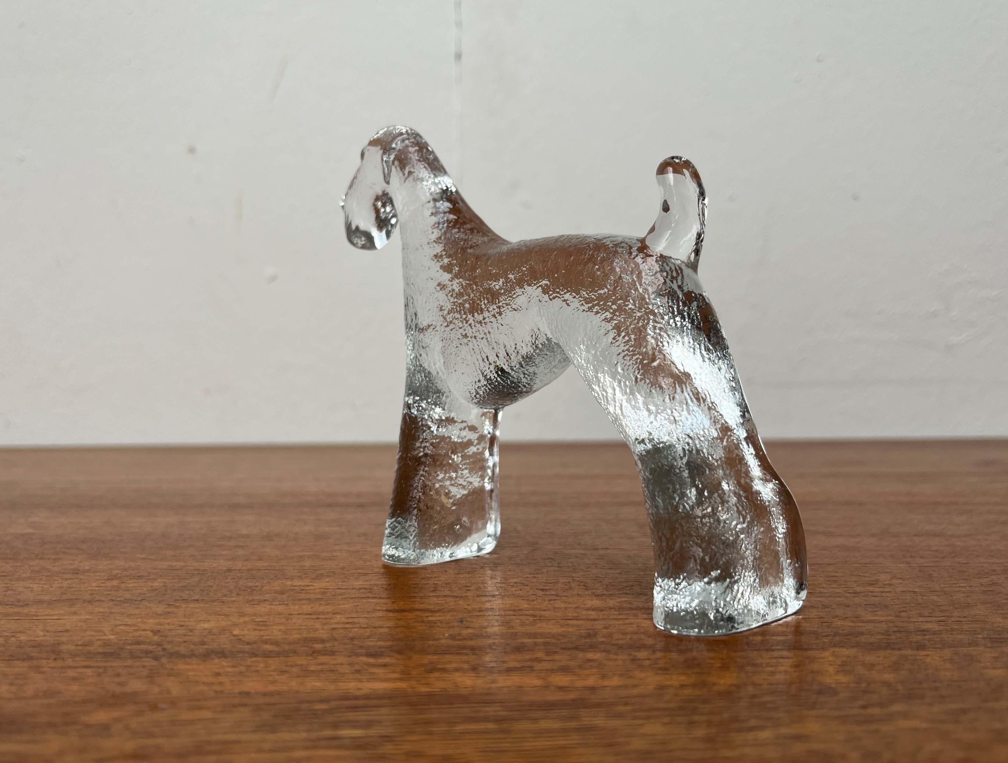Scultura in vetro svedese della serie Airdaleterrier Bertil Vallien Kosta Boda in vendita 6