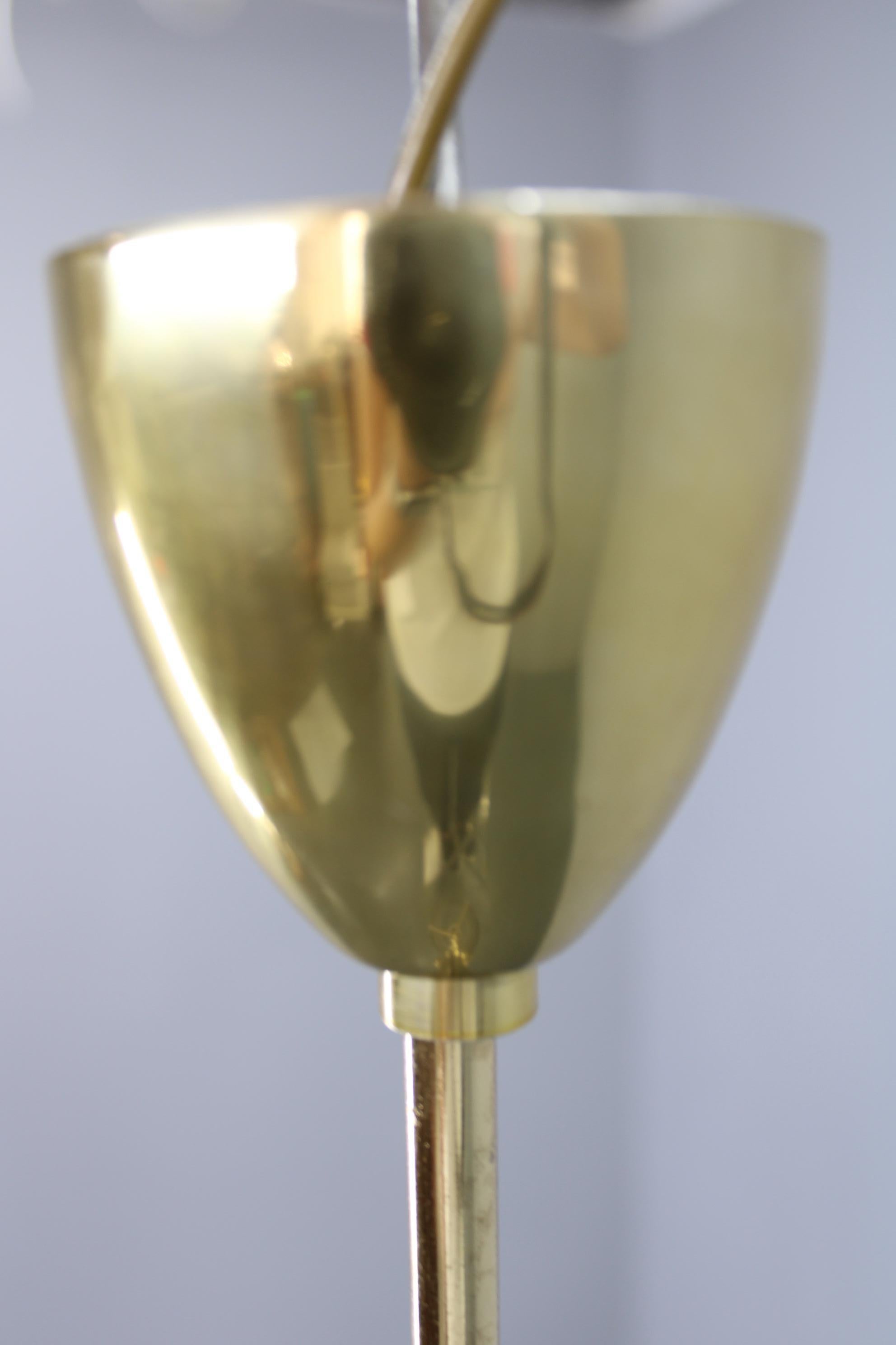Metà XX secolo Lampada a sospensione in vetro svedese di Carl Fagerlund per Orrefors, anni '60 in vendita