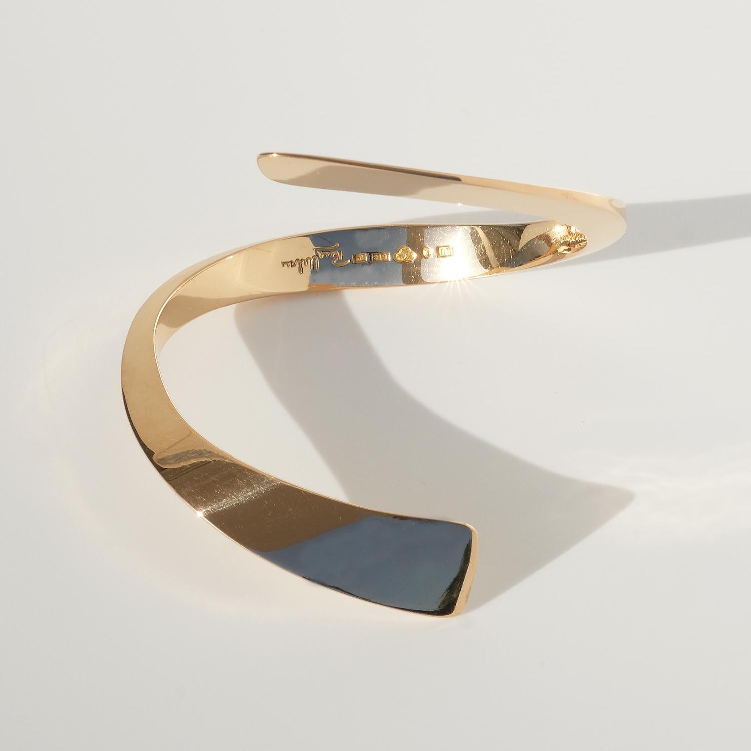 Swedish gold bracelet by Rey Urban made 1965. 9