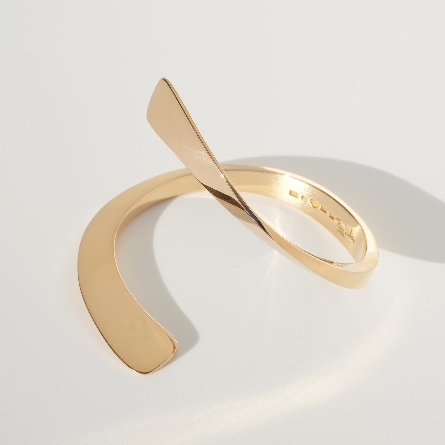 Swedish gold bracelet by Rey Urban made 1965. 10