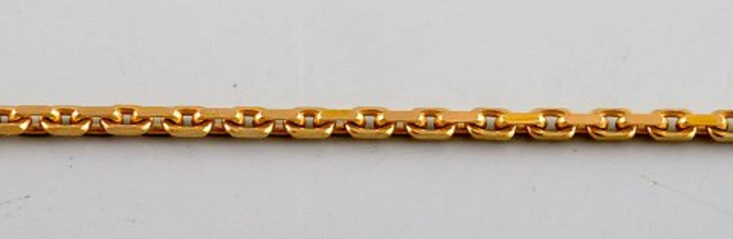Modern Swedish Goldsmith, 8 Carat Gold Necklace, Mid-20th Century