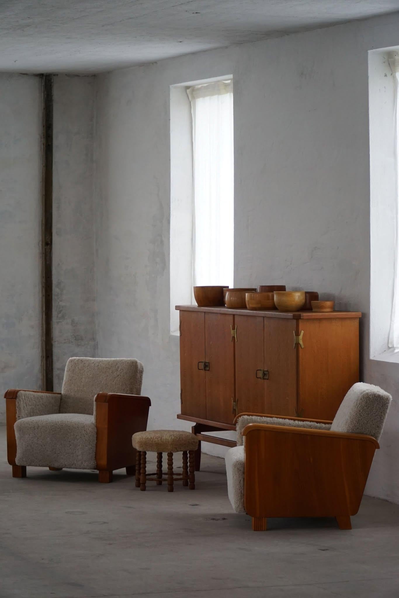 Swedish Grace, paire de chaises longues Art déco en orme et laine d'agneau, années 1930 en vente 8