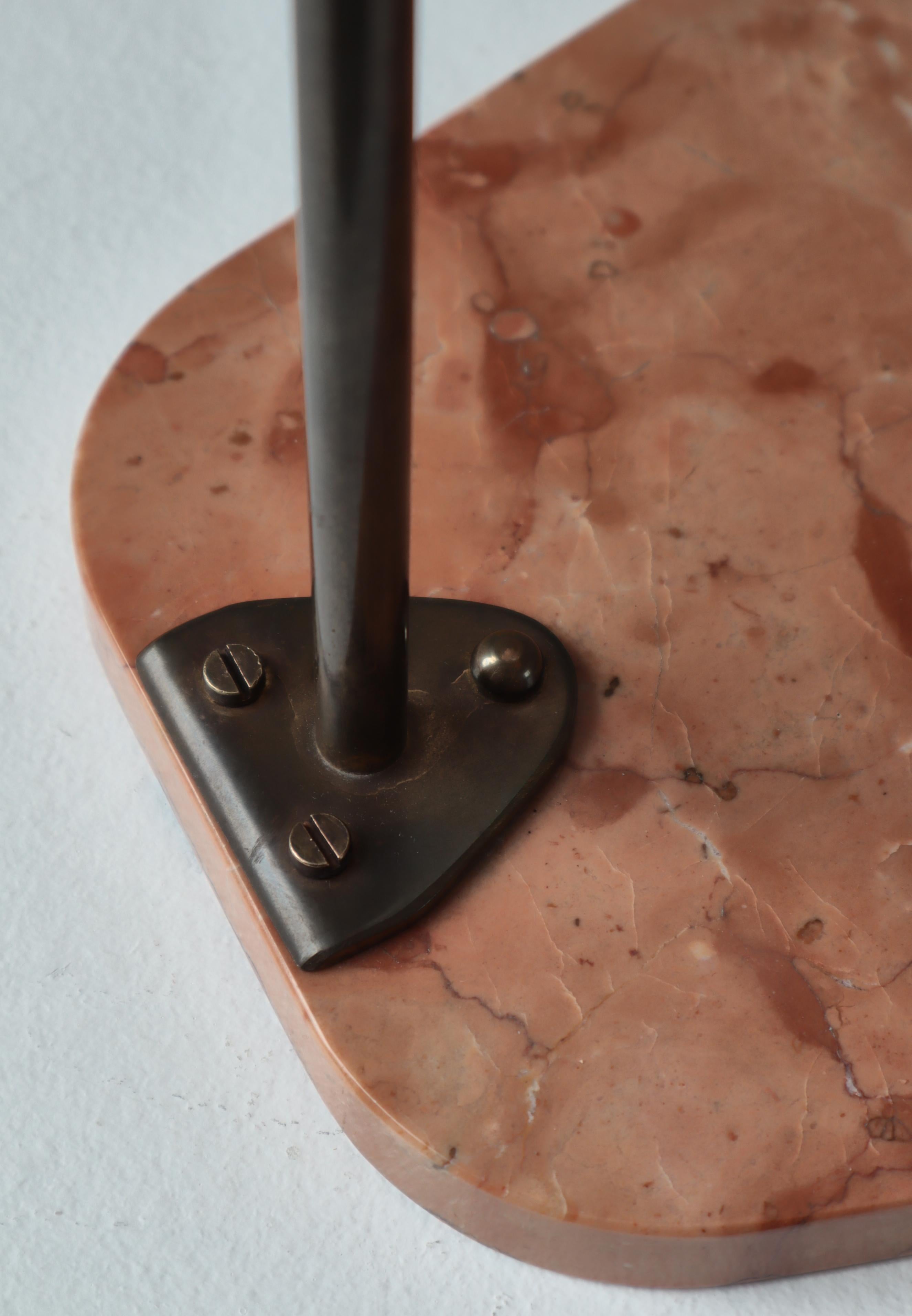 Miroir de table réglable Grace en marbre et laiton, Suède, années 1930 en vente 4