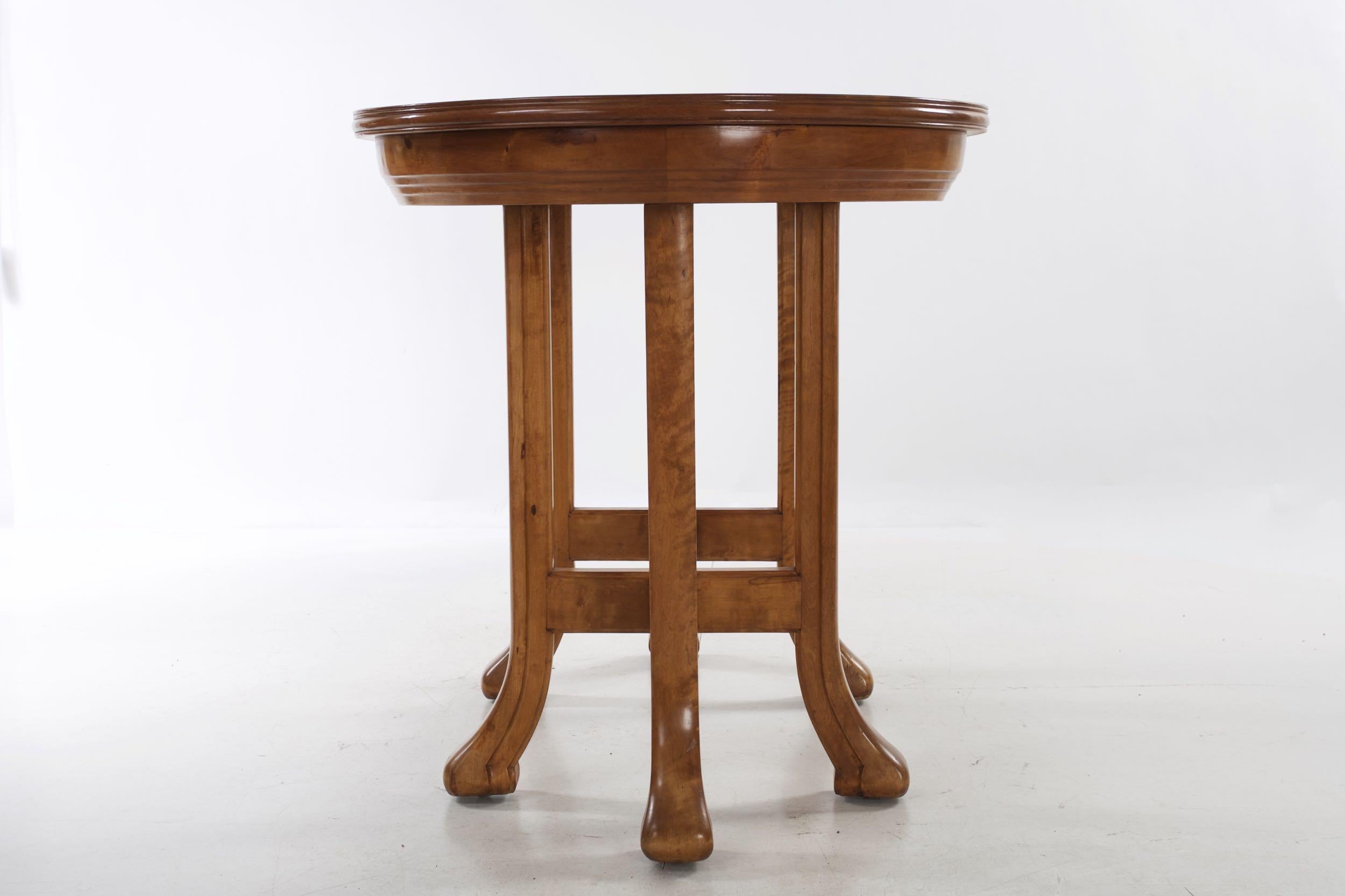 Swedish Grace Antique Inlaid Birch Center Table, circa 1920-1930 In Good Condition For Sale In Shippensburg, PA