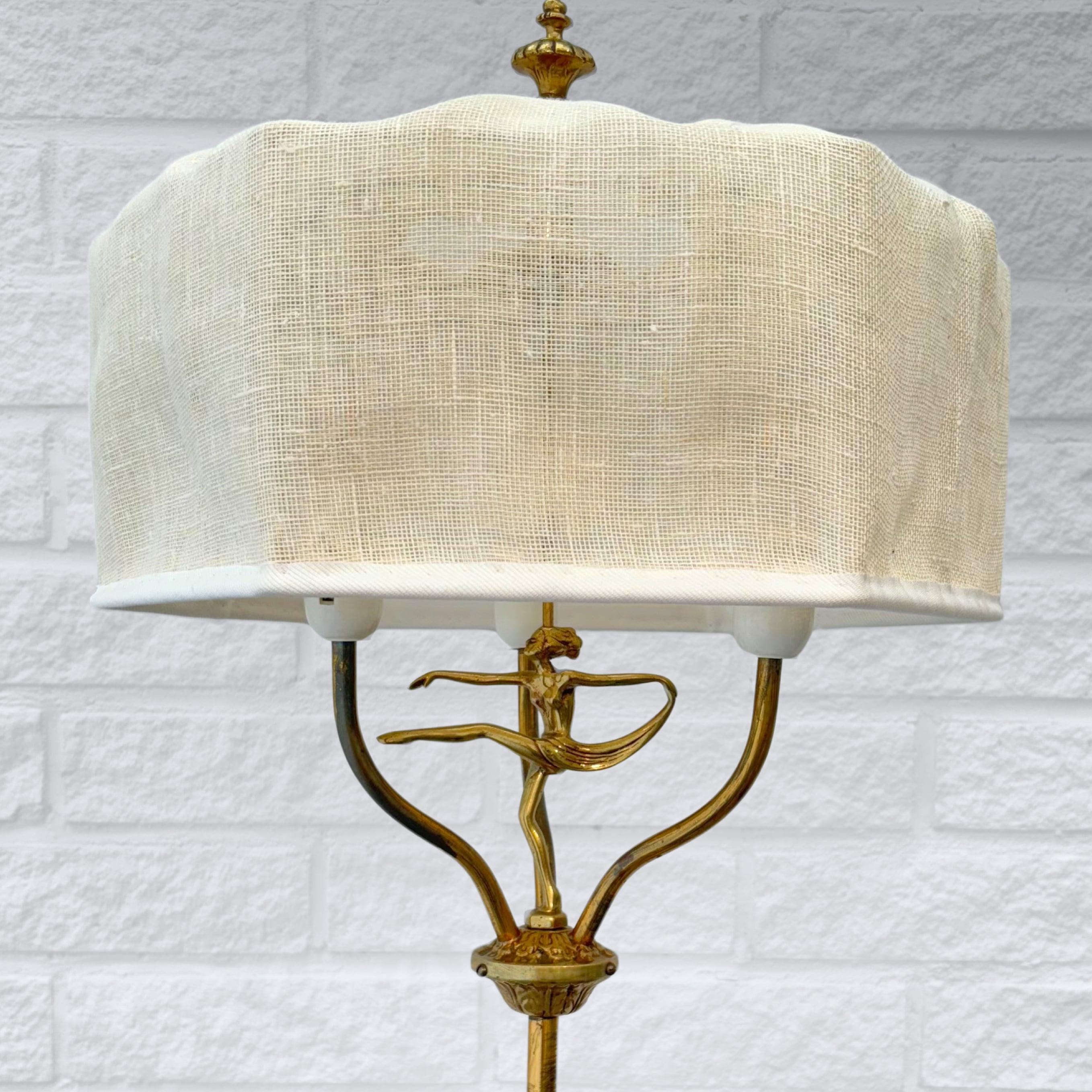 Schwedische Grace Art Deco Stehleuchte von Malmö Metallvarufabrik, 1930er Jahre im Zustand „Gut“ im Angebot in Forserum, SE