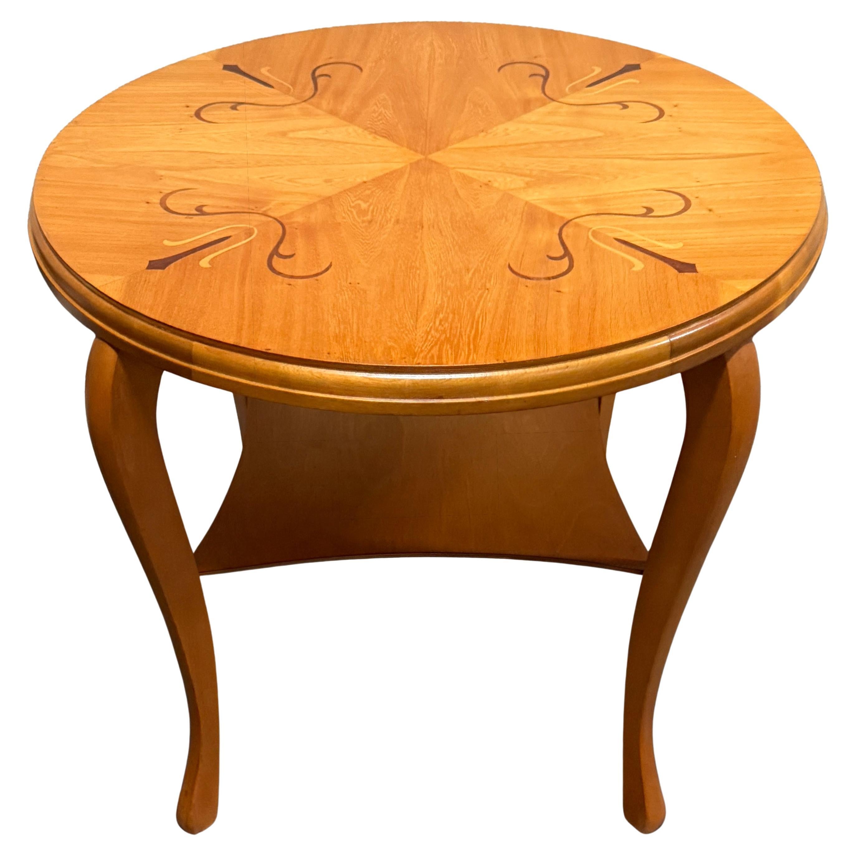 Table d'appoint suédoise Grace Art Deco en marqueterie par Mjölby Intarsia c. 1930s